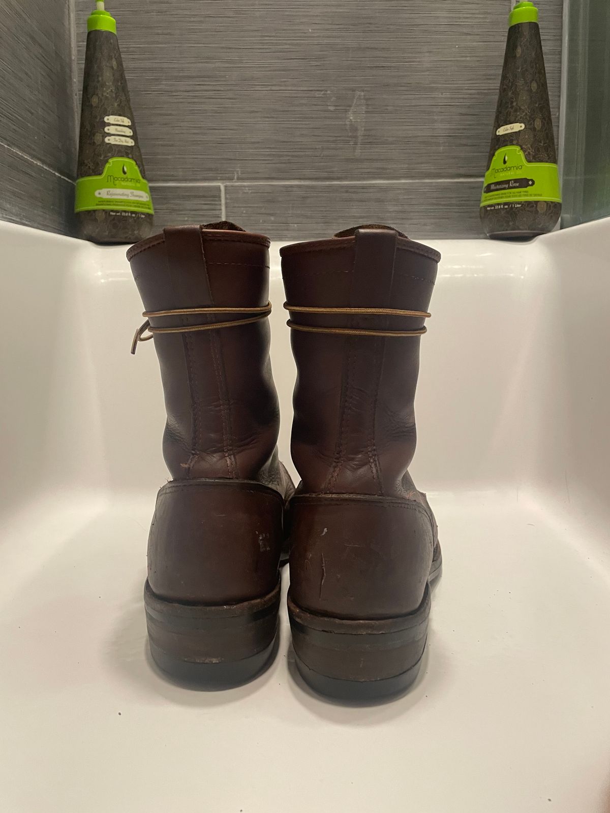 Photo by cjchris66 on March 6, 2023 of the Wesco Packer in Seidel Brown Oil Tan.
