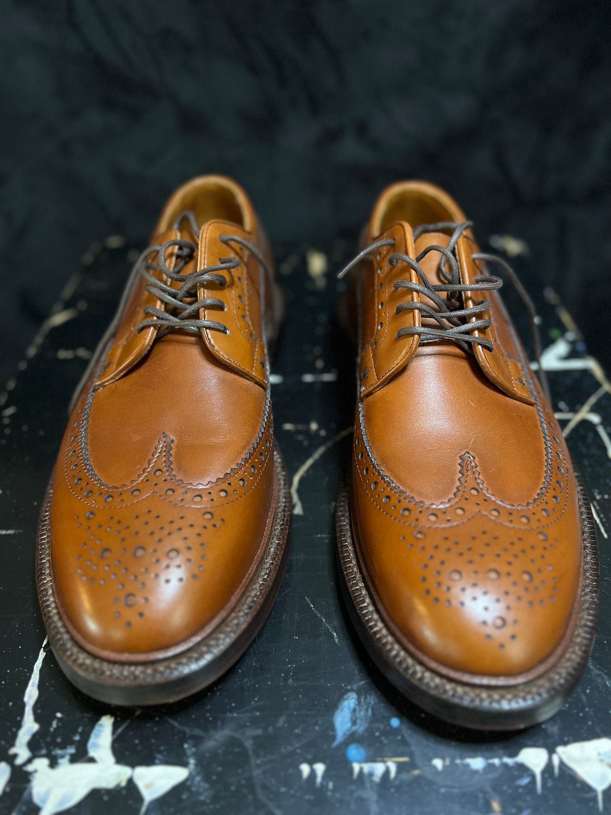 Photo by byrdhound on October 1, 2023 of the Grant Stone Longwing in D'Annonay British Tan Calf.
