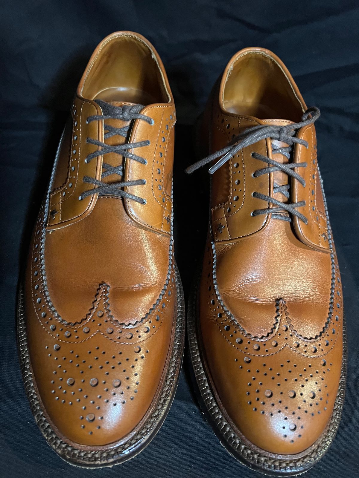 Photo by byrdhound on November 1, 2023 of the Grant Stone Longwing in D'Annonay British Tan Calf.