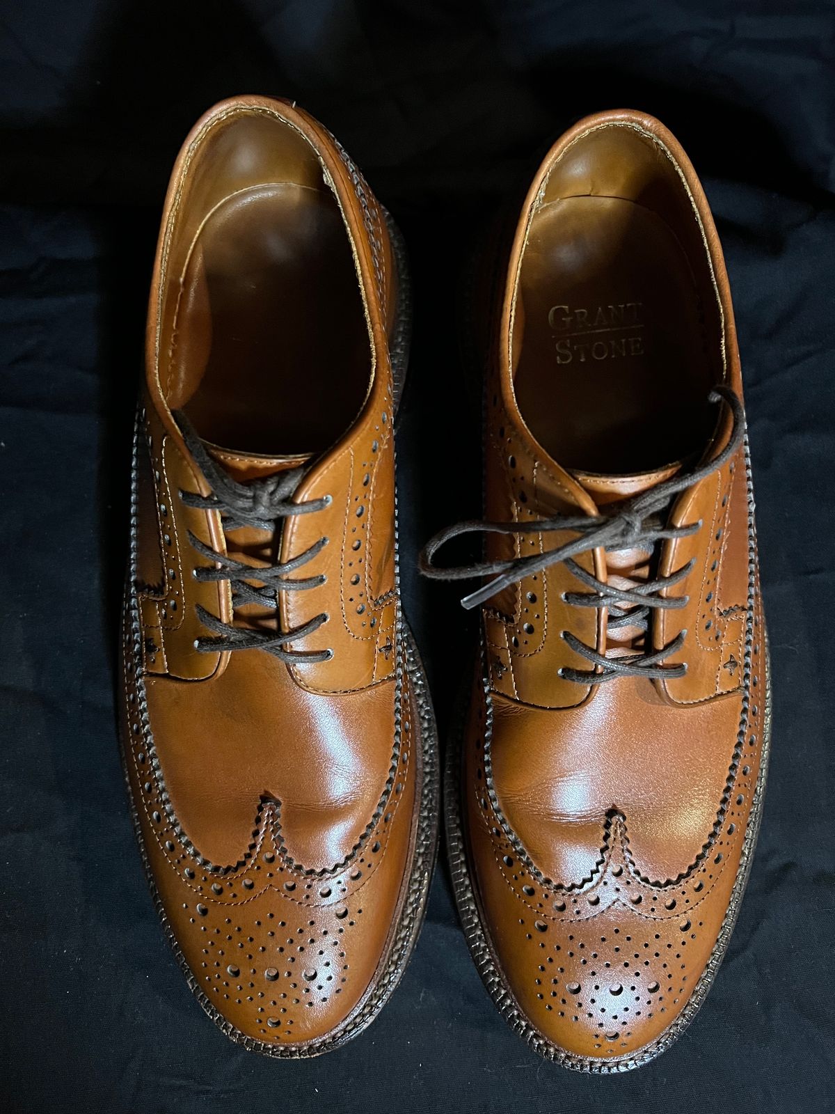 Photo by byrdhound on November 1, 2023 of the Grant Stone Longwing in D'Annonay British Tan Calf.