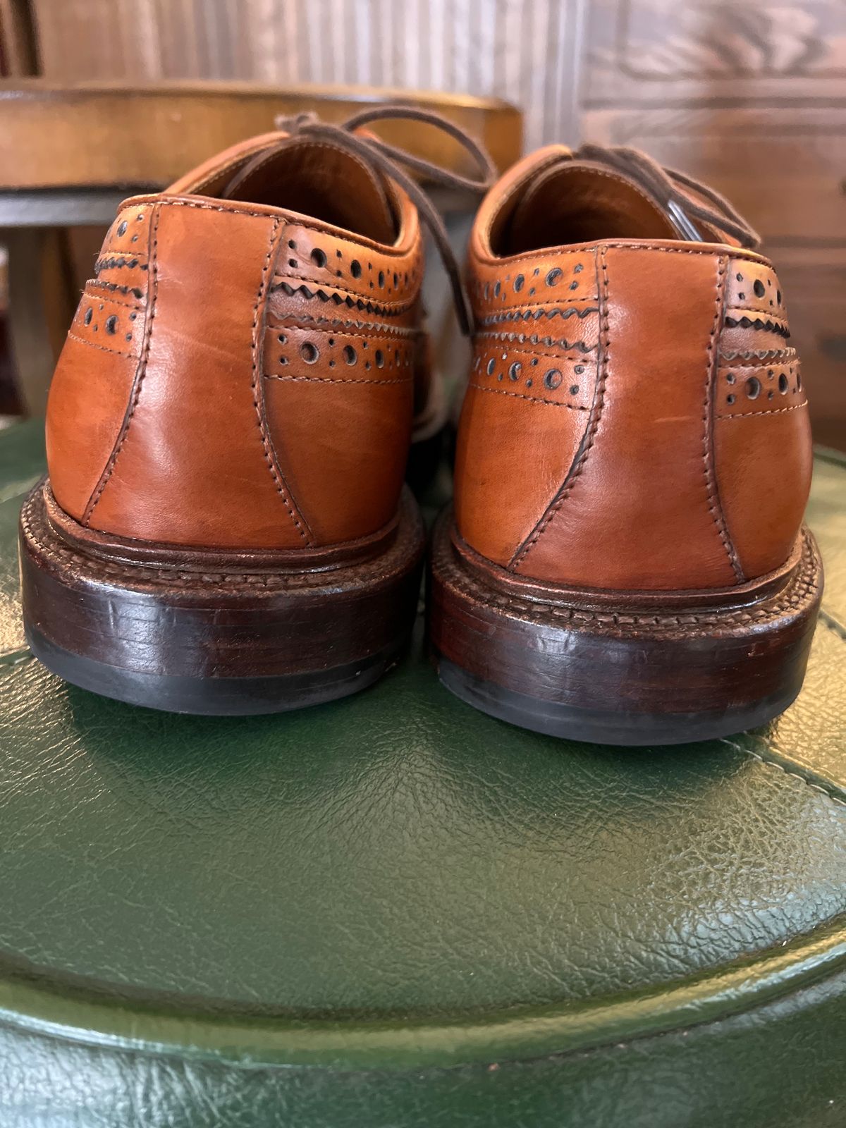 Photo by byrdhound on December 3, 2023 of the Grant Stone Longwing in D'Annonay British Tan Calf.