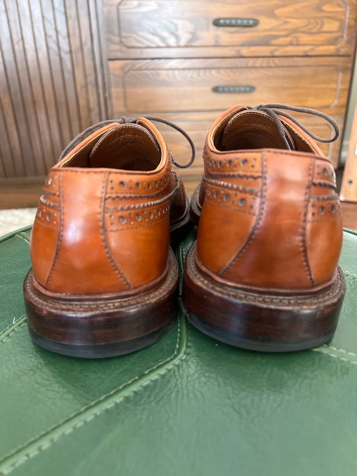 Photo by byrdhound on January 1, 2024 of the Grant Stone Longwing in D'Annonay British Tan Calf.