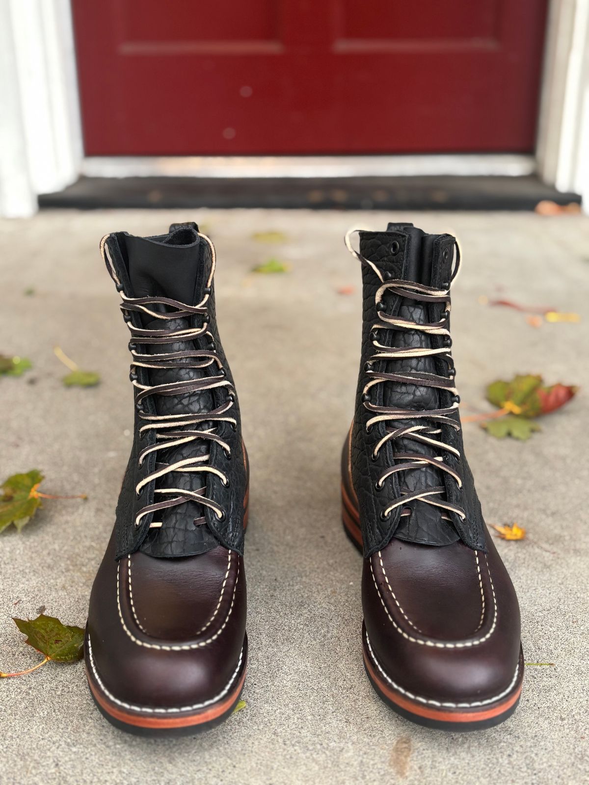 Photo by Particlepartition on October 1, 2025 of the Nicks MTO in Law Tanning Black Smooth Shruken Bison & Wicket & Craig Double Stuffed Walnut.