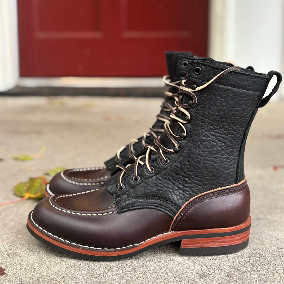 Photo by Particlepartition on October 1, 2025 of the Nicks MTO in Law Tanning Black Smooth Shruken Bison & Wicket & Craig Double Stuffed Walnut.