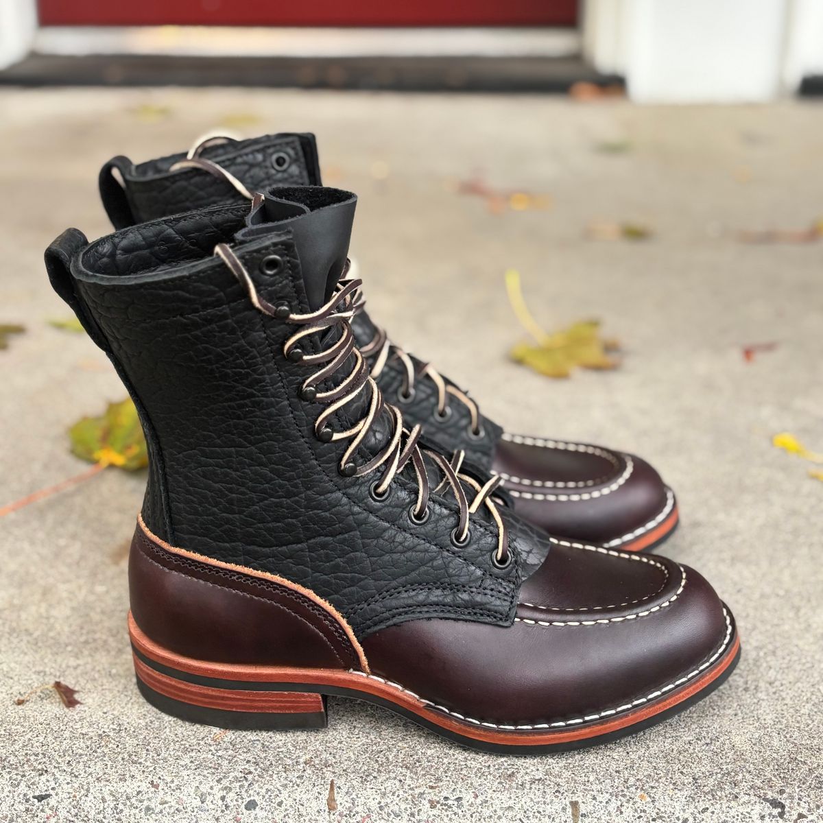 Photo by Particlepartition on October 1, 2025 of the Nicks MTO in Law Tanning Black Smooth Shruken Bison & Wicket & Craig Double Stuffed Walnut.