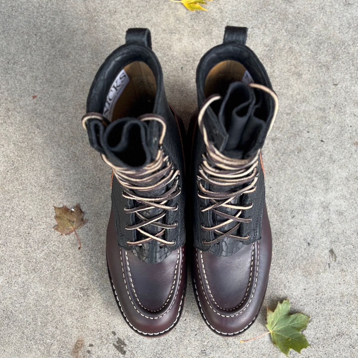 Photo by Particlepartition on October 2, 2025 of the Nicks MTO in Law Tanning Black Smooth Shruken Bison & Wicket & Craig Double Stuffed Walnut.