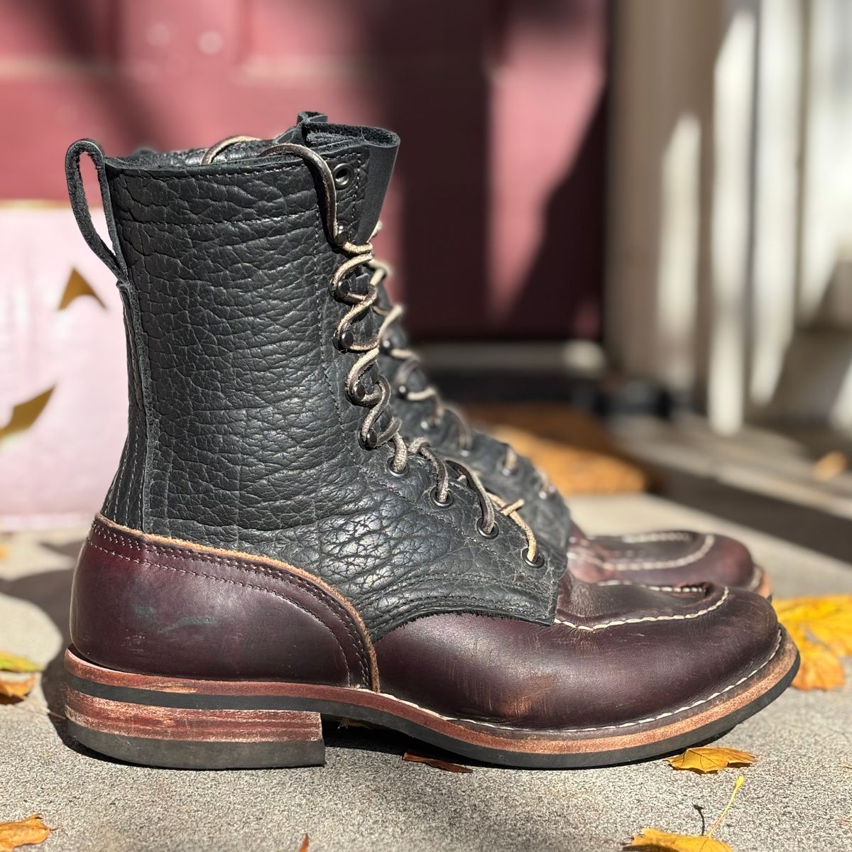 Photo by Particlepartition on November 2, 2025 of the Nicks MTO in Law Tanning Black Smooth Shruken Bison & Wicket & Craig Double Stuffed Walnut.