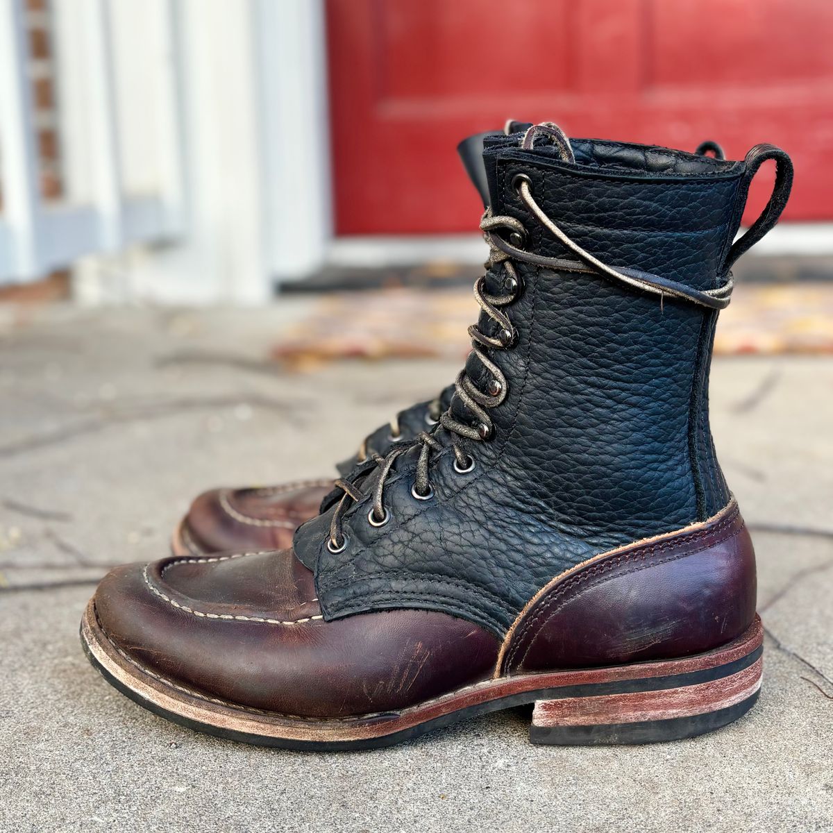 Photo by Particlepartition on November 30, 2025 of the Nicks MTO in Law Tanning Black Smooth Shruken Bison & Wicket & Craig Double Stuffed Walnut.