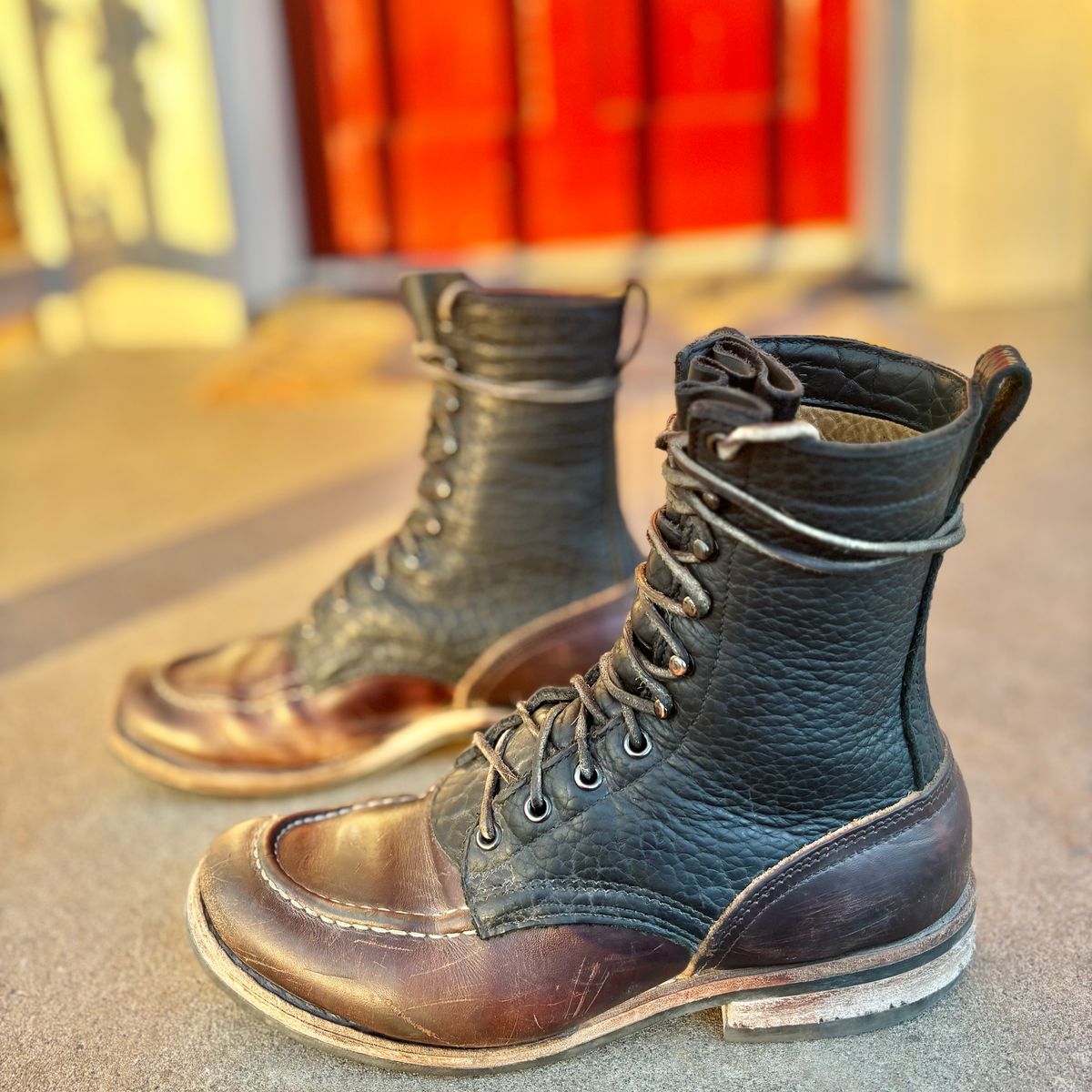 Photo by Particlepartition on December 31, 2025 of the Nicks MTO in Law Tanning Black Smooth Shruken Bison & Wicket & Craig Double Stuffed Walnut.