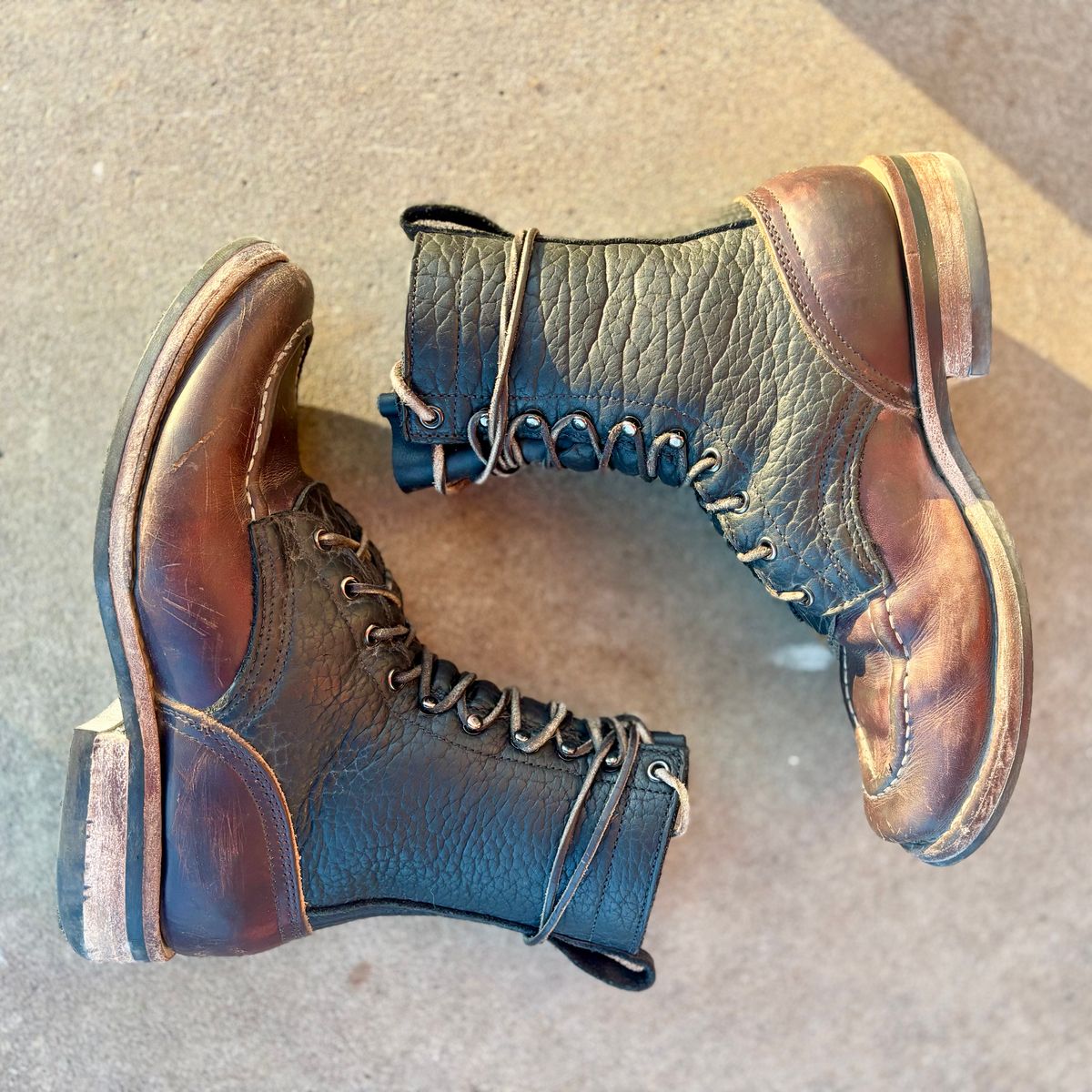 Photo by Particlepartition on December 31, 2025 of the Nicks MTO in Law Tanning Black Smooth Shruken Bison & Wicket & Craig Double Stuffed Walnut.