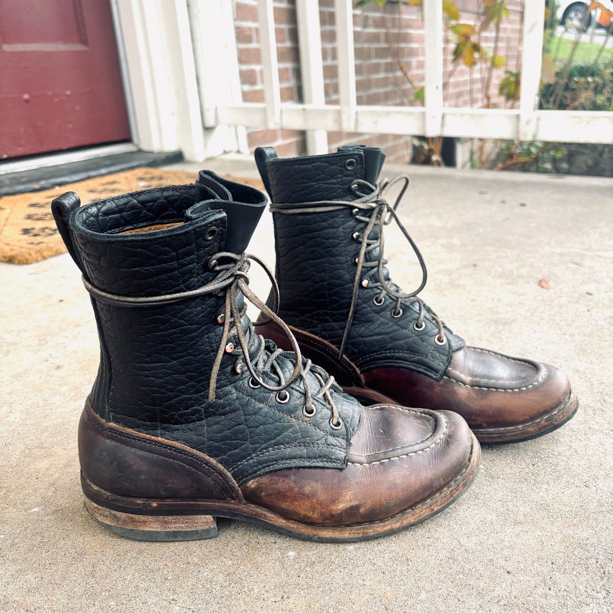 Photo by Particlepartition on March 4, 2026 of the Nicks MTO in Law Tanning Black Smooth Shruken Bison & Wicket & Craig Double Stuffed Walnut.