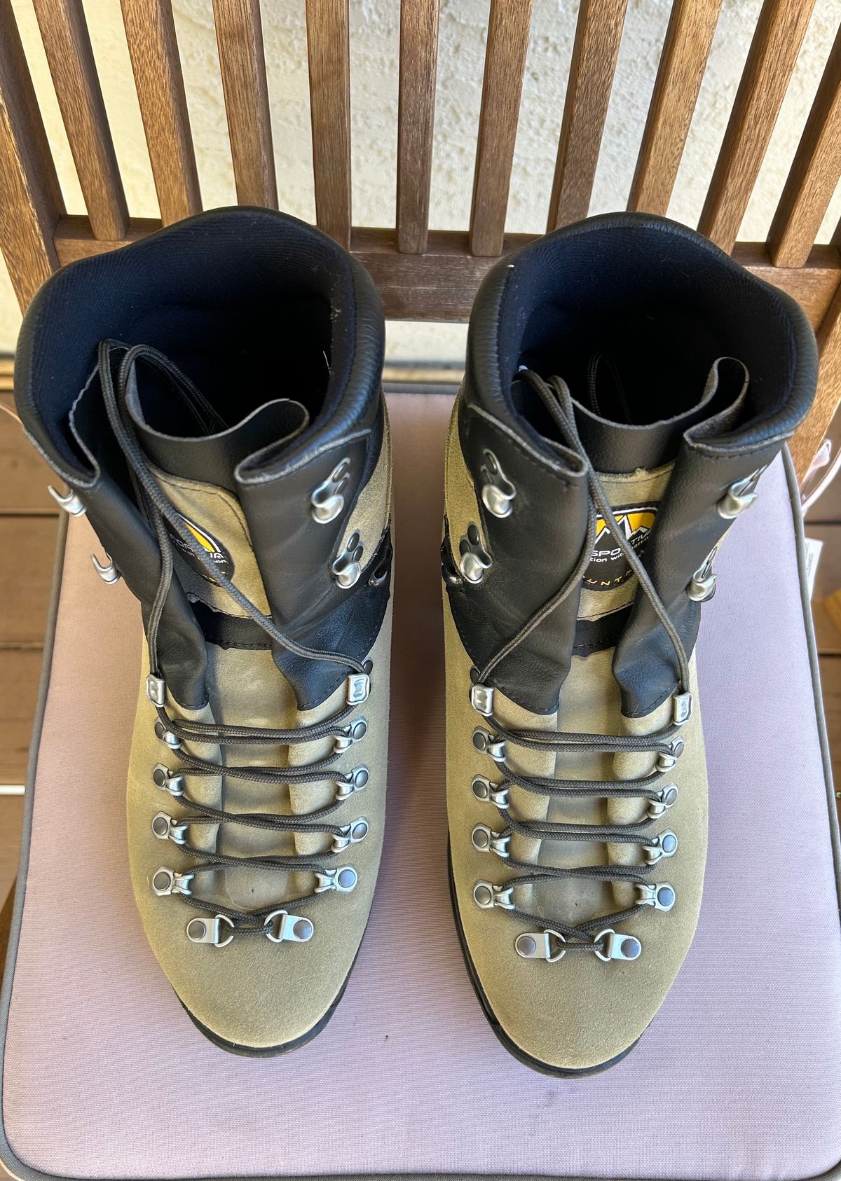 Photo by BxPx on November 4, 2023 of the La Sportiva Glacier WLF in Perwanger Tan Roughout.