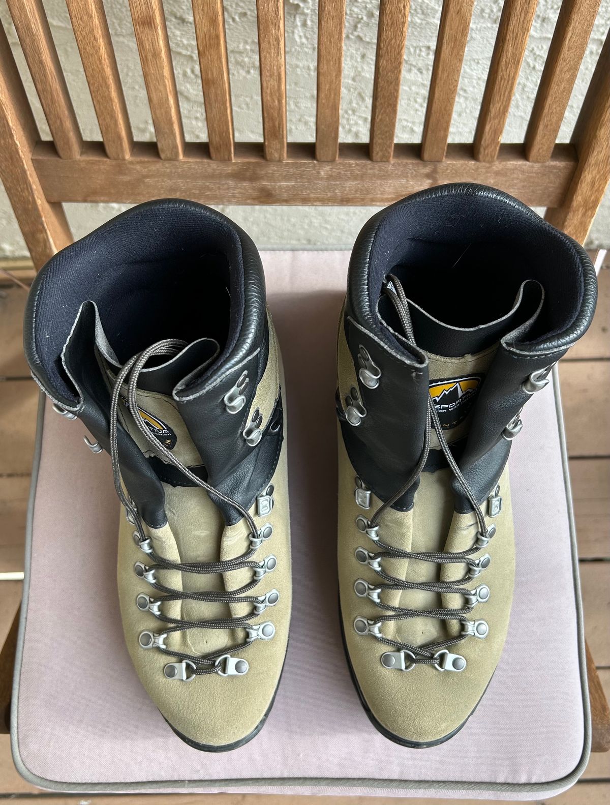 Photo by BxPx on December 3, 2023 of the La Sportiva Glacier WLF in Perwanger Tan Roughout.