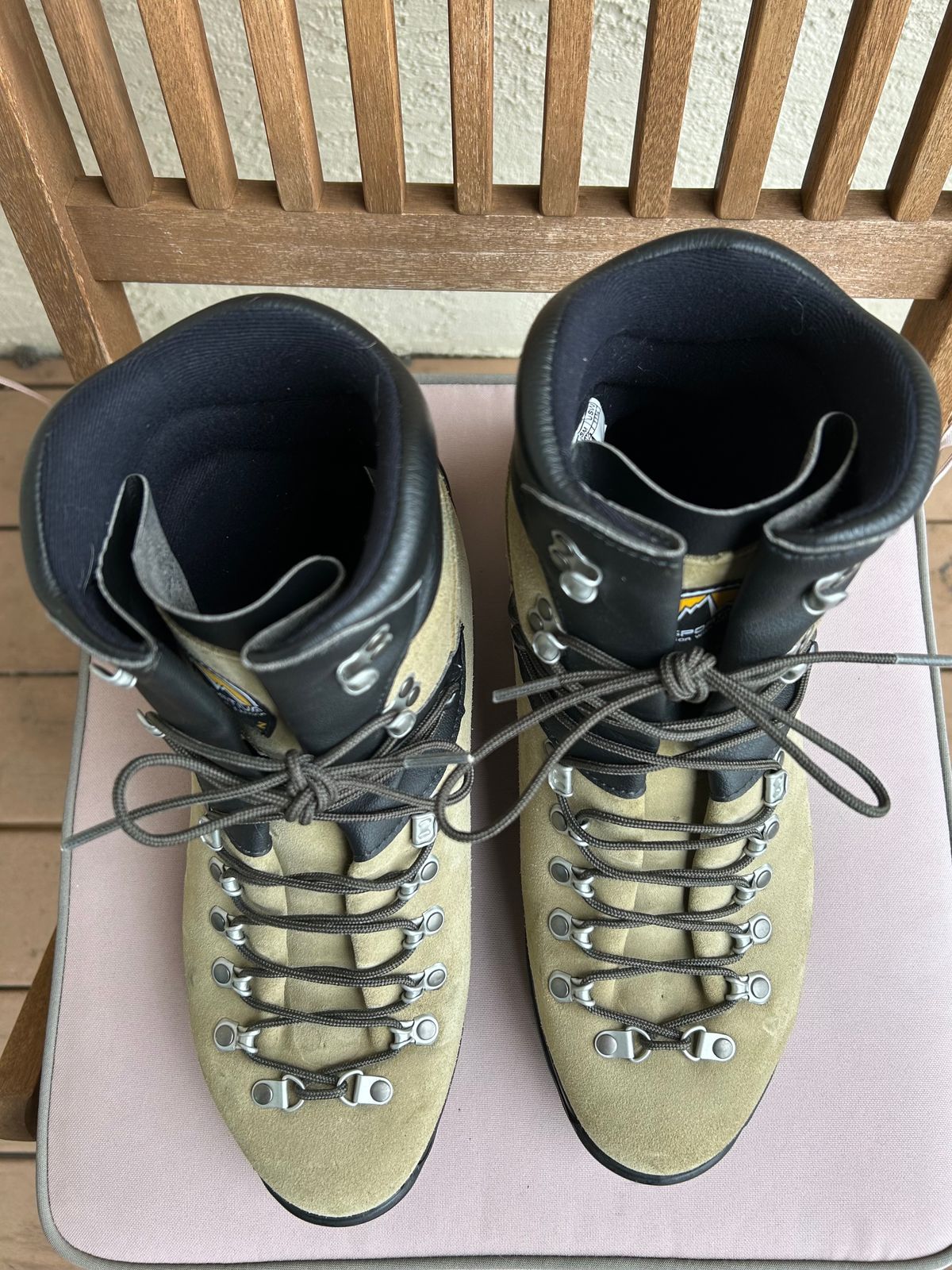 Photo by BxPx on February 6, 2024 of the La Sportiva Glacier WLF in Perwanger Tan Roughout.
