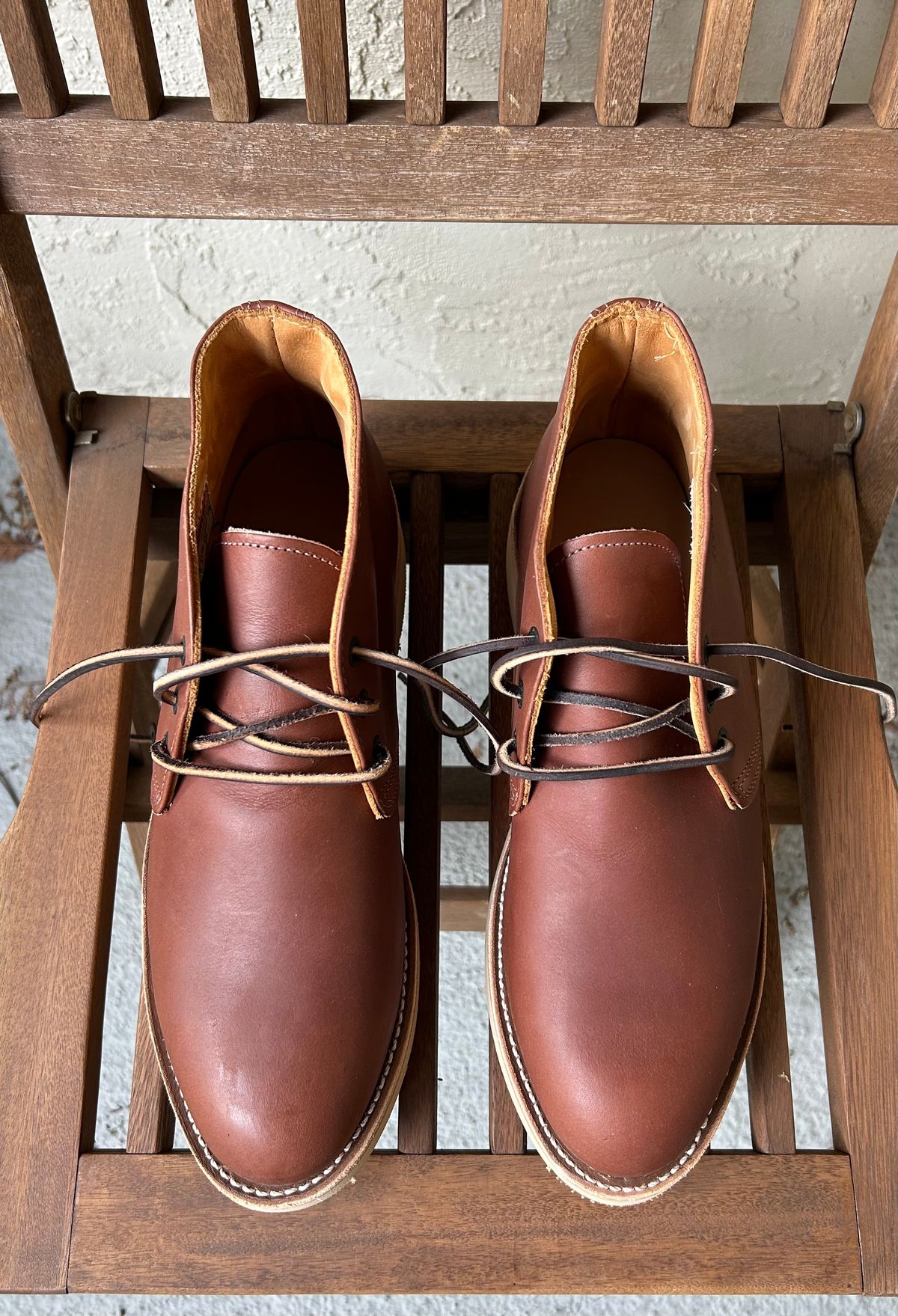 Photo by BxPx on October 6, 2024 of the Red Wing Traction Tred Chukka in Unknown Leather.