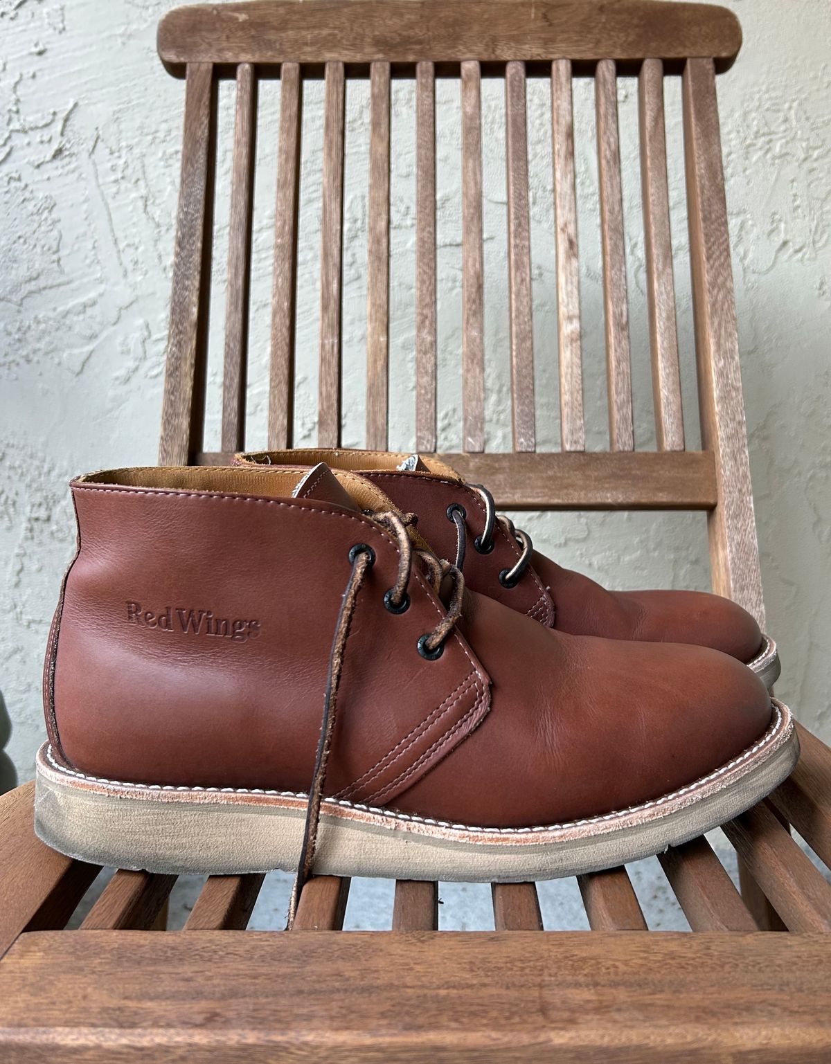 Photo by BxPx on November 3, 2024 of the Red Wing Traction Tred Chukka in Unknown Leather.