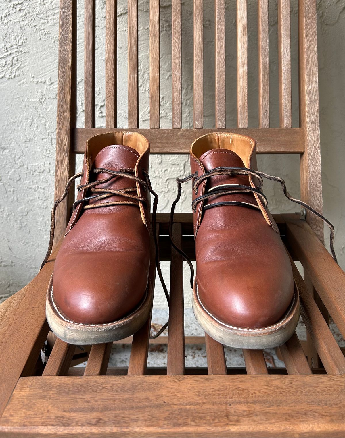 Photo by BxPx on January 5, 2025 of the Red Wing Traction Tred Chukka in Unknown Leather.