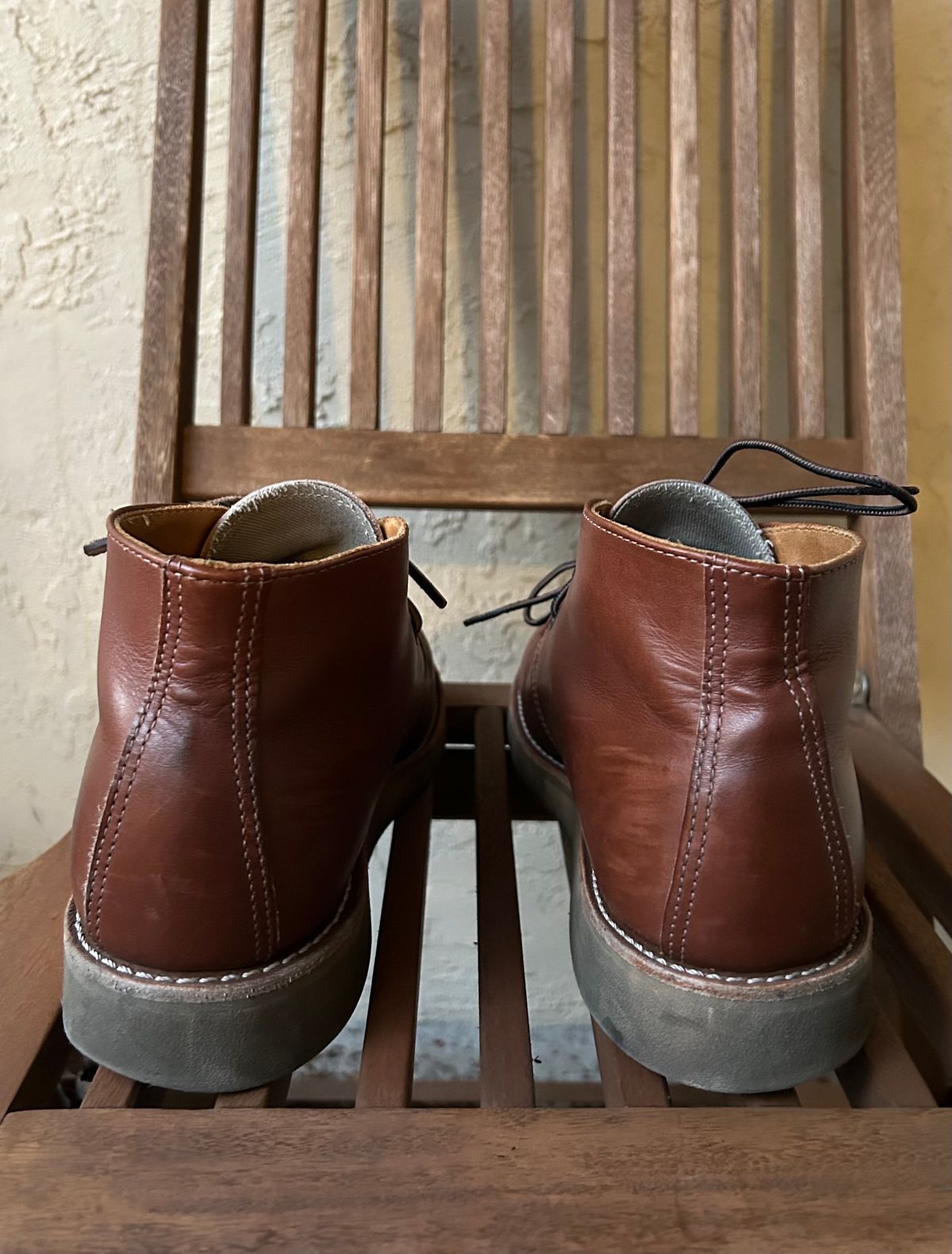 Photo by BxPx on February 6, 2025 of the Red Wing Traction Tred Chukka in Unknown Leather.