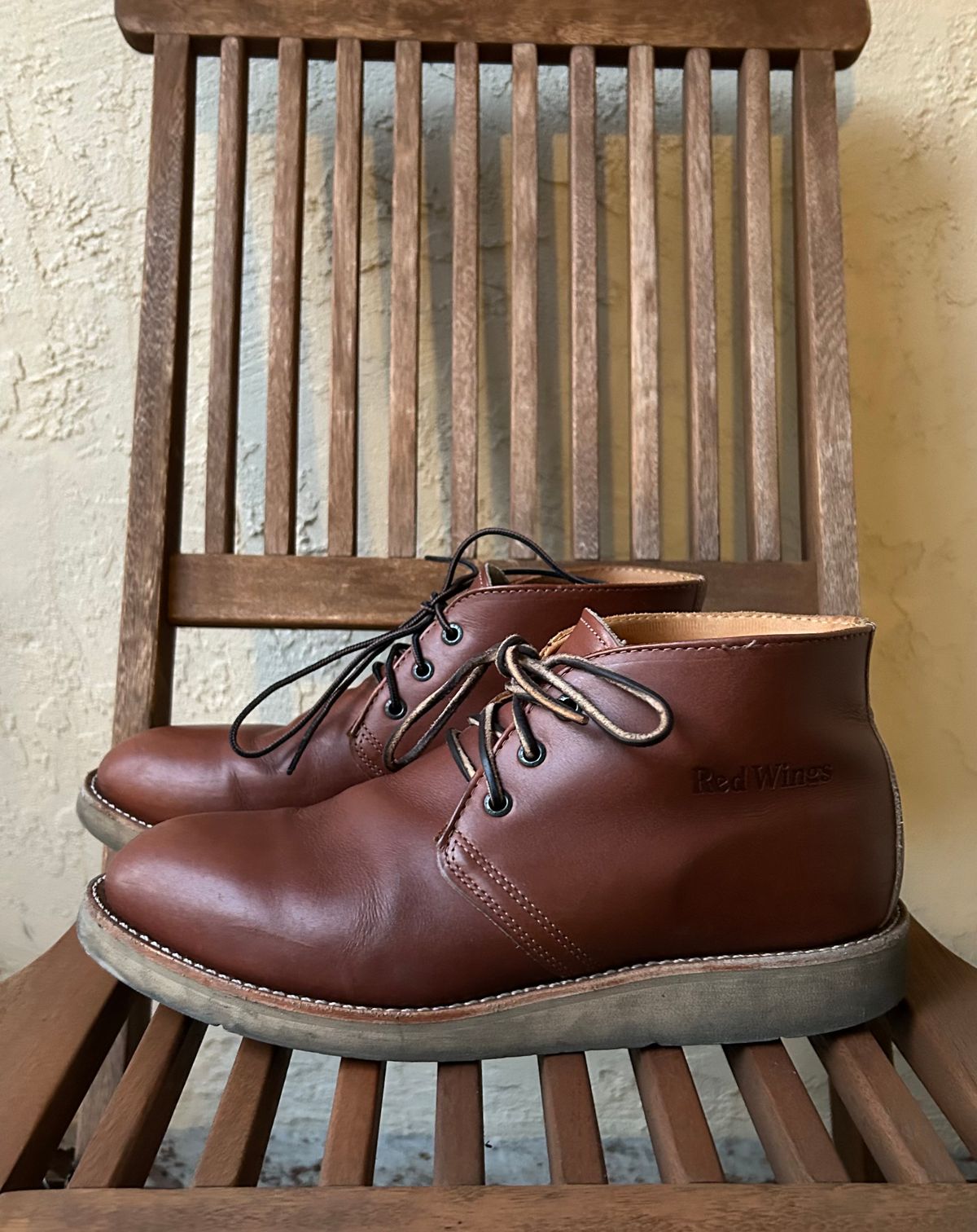 Photo by BxPx on February 6, 2025 of the Red Wing Traction Tred Chukka in Unknown Leather.