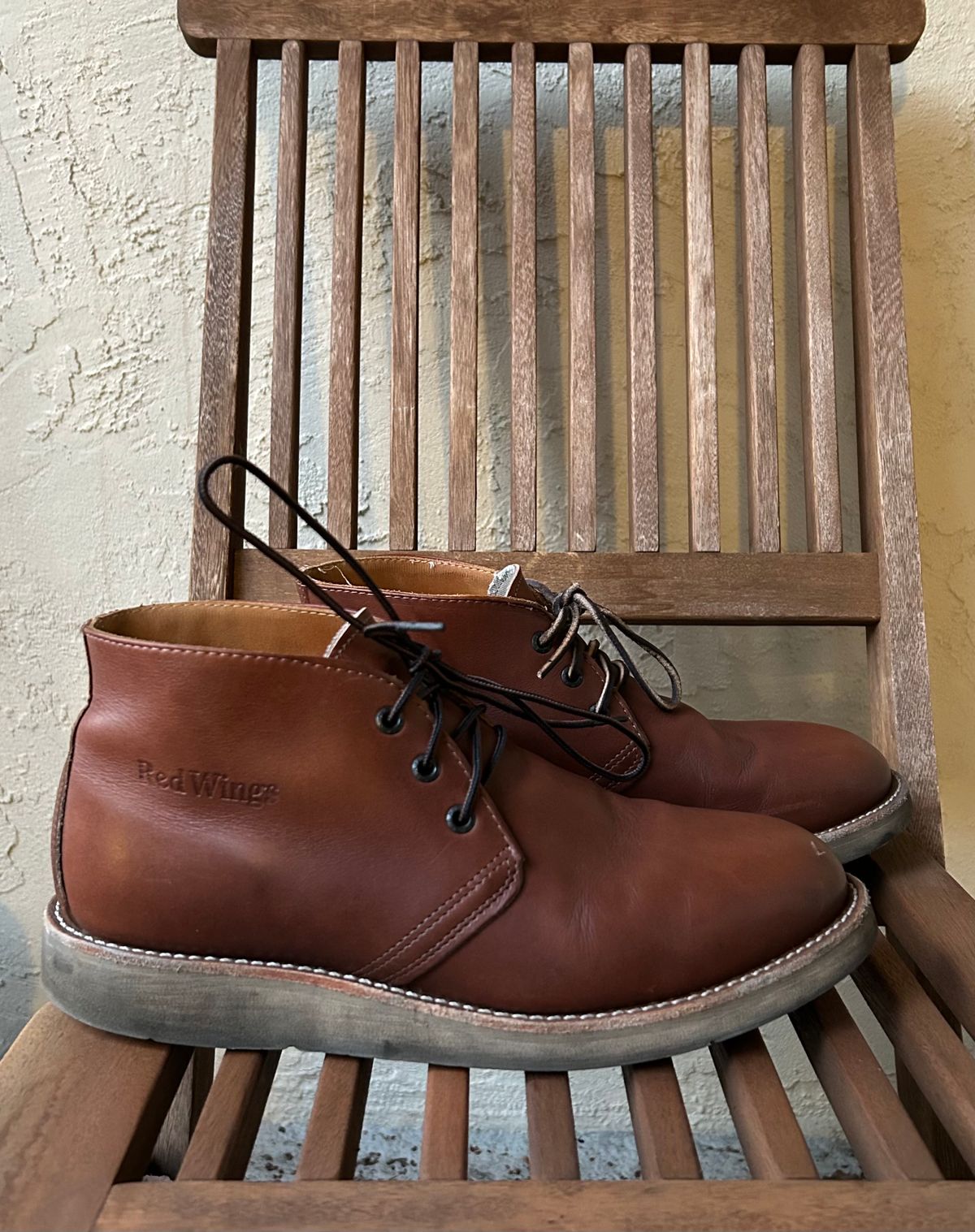 Photo by BxPx on February 6, 2025 of the Red Wing Traction Tred Chukka in Unknown Leather.