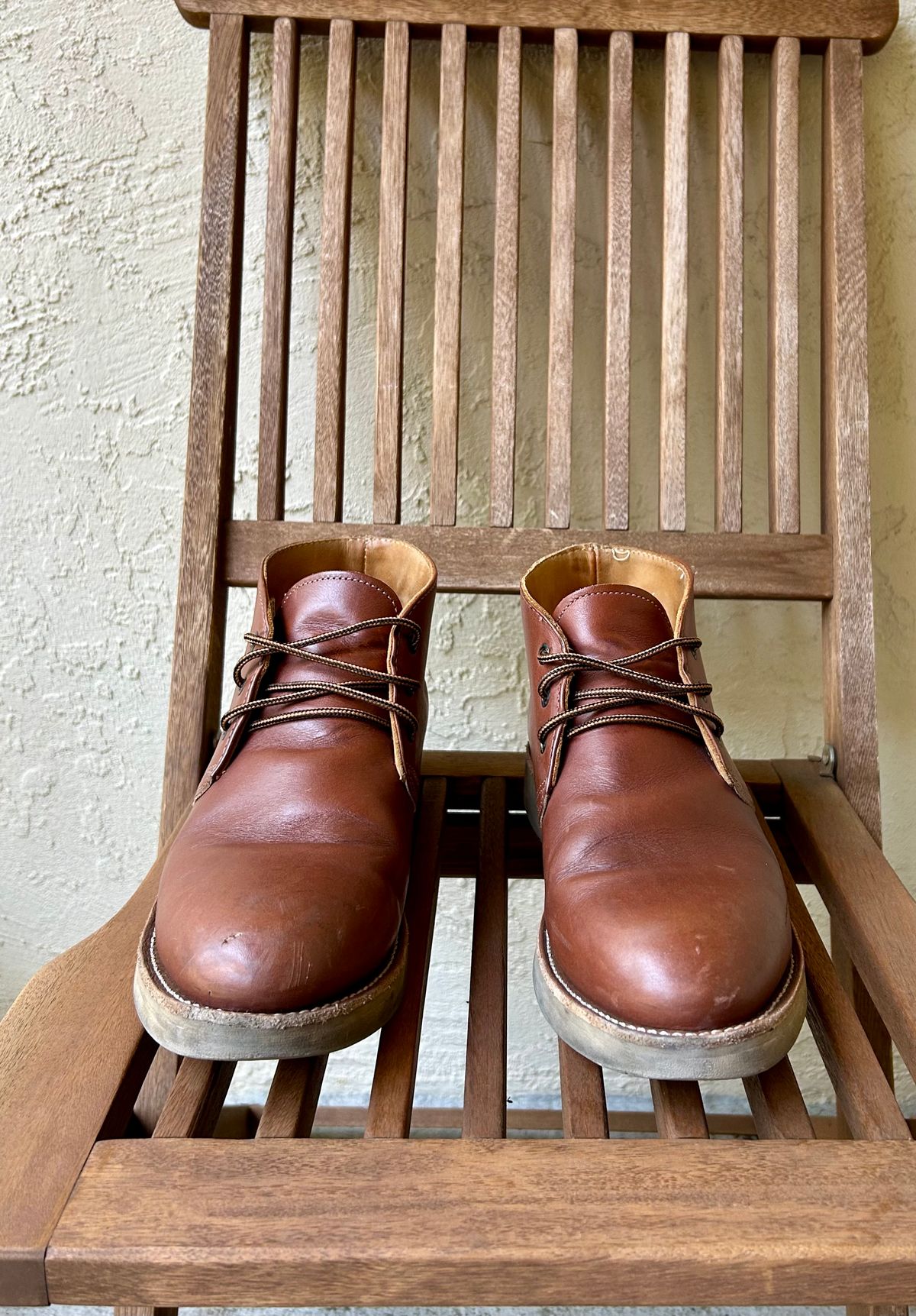 Photo by BxPx on April 5, 2025 of the Red Wing Traction Tred Chukka in Unknown Leather.