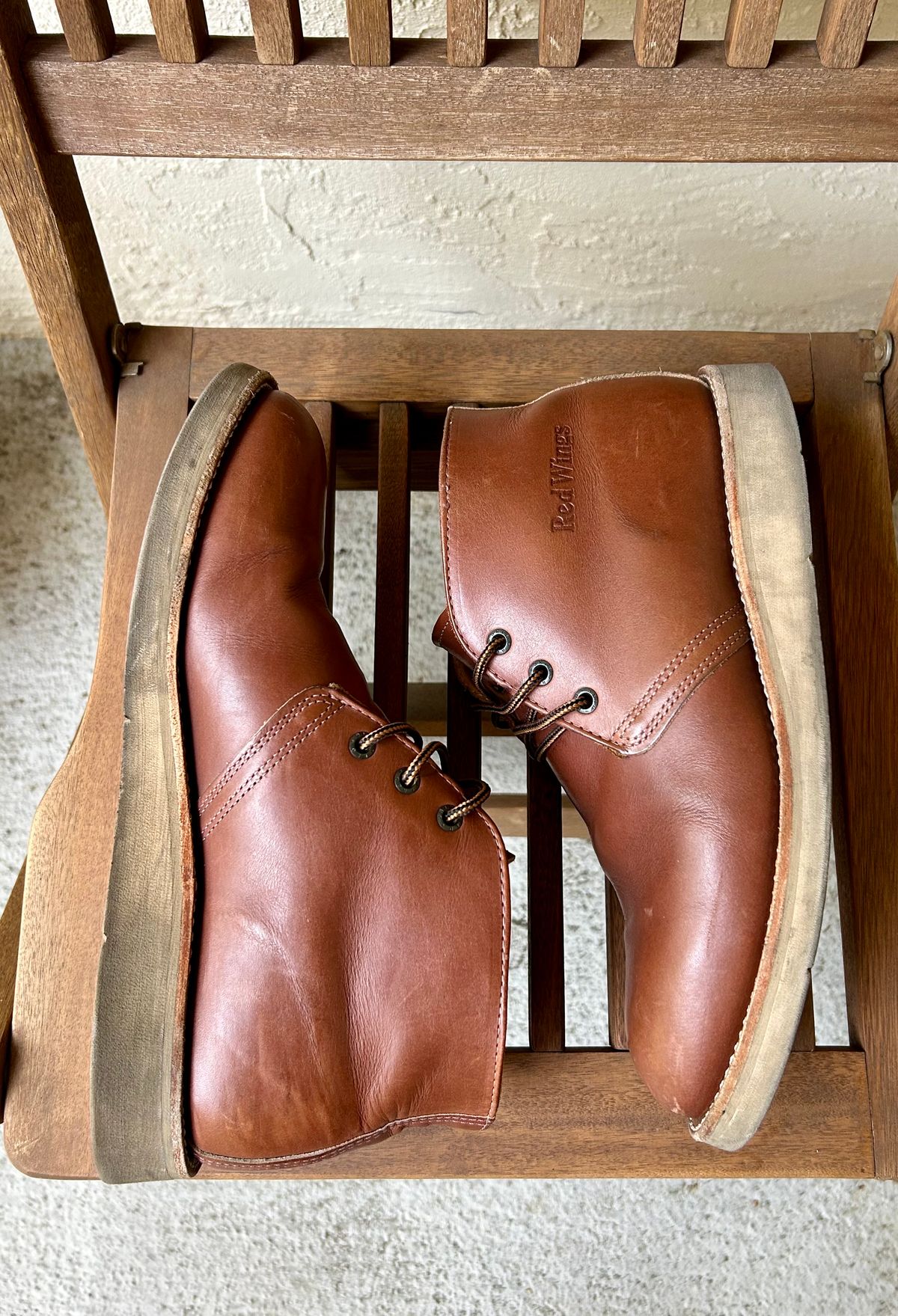 Photo by BxPx on April 5, 2025 of the Red Wing Traction Tred Chukka in Unknown Leather.