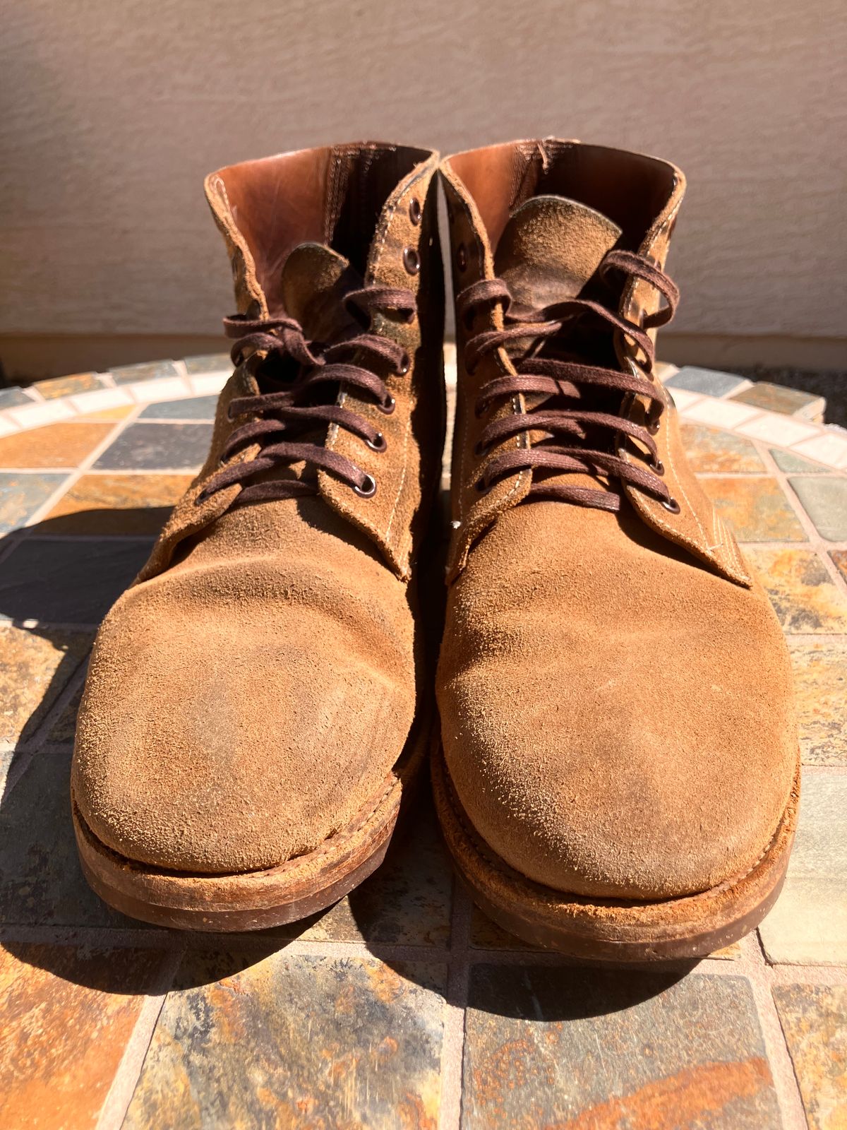 Photo by RuffOutLaGoop on March 4, 2024 of the Oak Street Bootmakers Field Boot in Horween Natural Chromexcel Roughout.