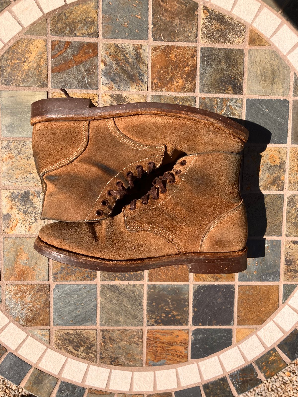 Photo by RuffOutLaGoop on March 4, 2024 of the Oak Street Bootmakers Field Boot in Horween Natural Chromexcel Roughout.