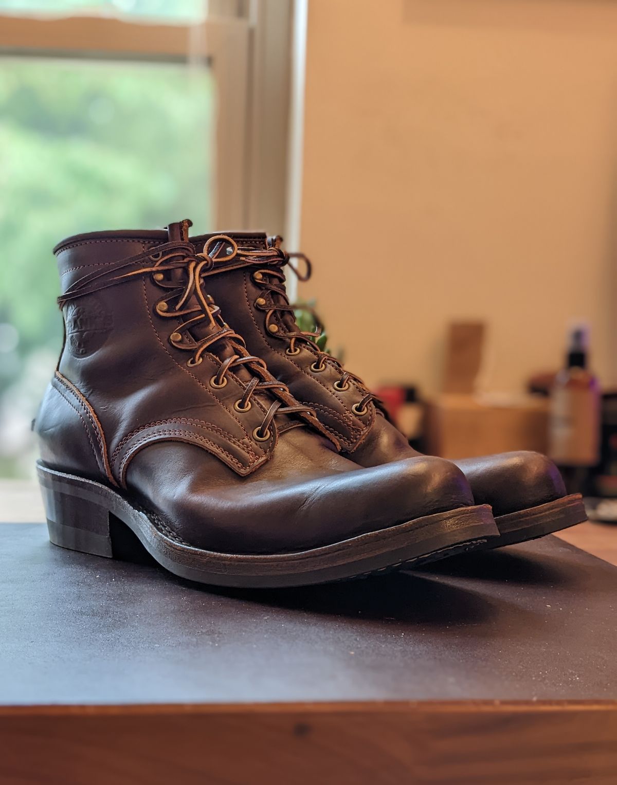 Photo by demo on September 22, 2022 of the Frank's Boots Wilshire in Seidel Brown Domain.