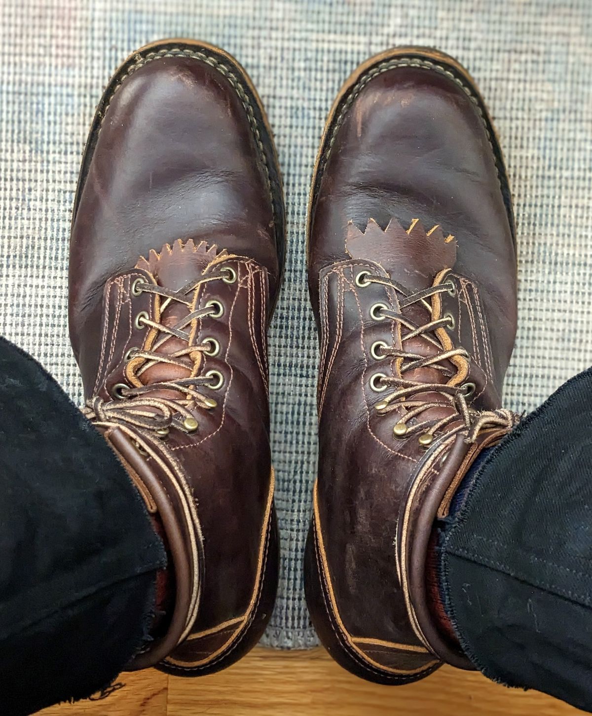 Photo by demo on December 24, 2022 of the Frank's Boots Wilshire in Seidel Brown Domain.