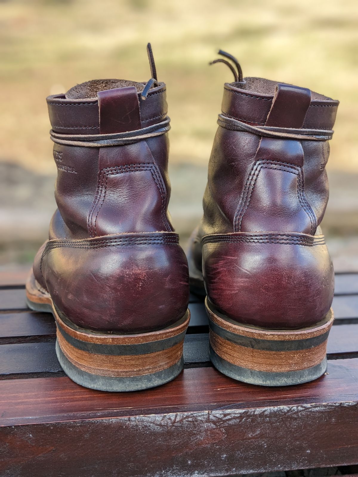 Photo by demo on January 3, 2023 of the White's 350 Cruiser in Horween Burgundy Chromexcel.