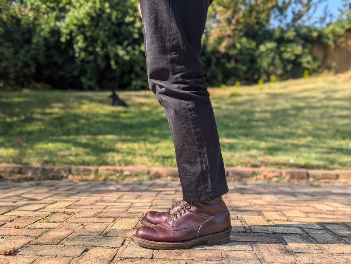 Photo by demo on September 9, 2024 of the White's 350 Cruiser in Horween Burgundy Chromexcel.