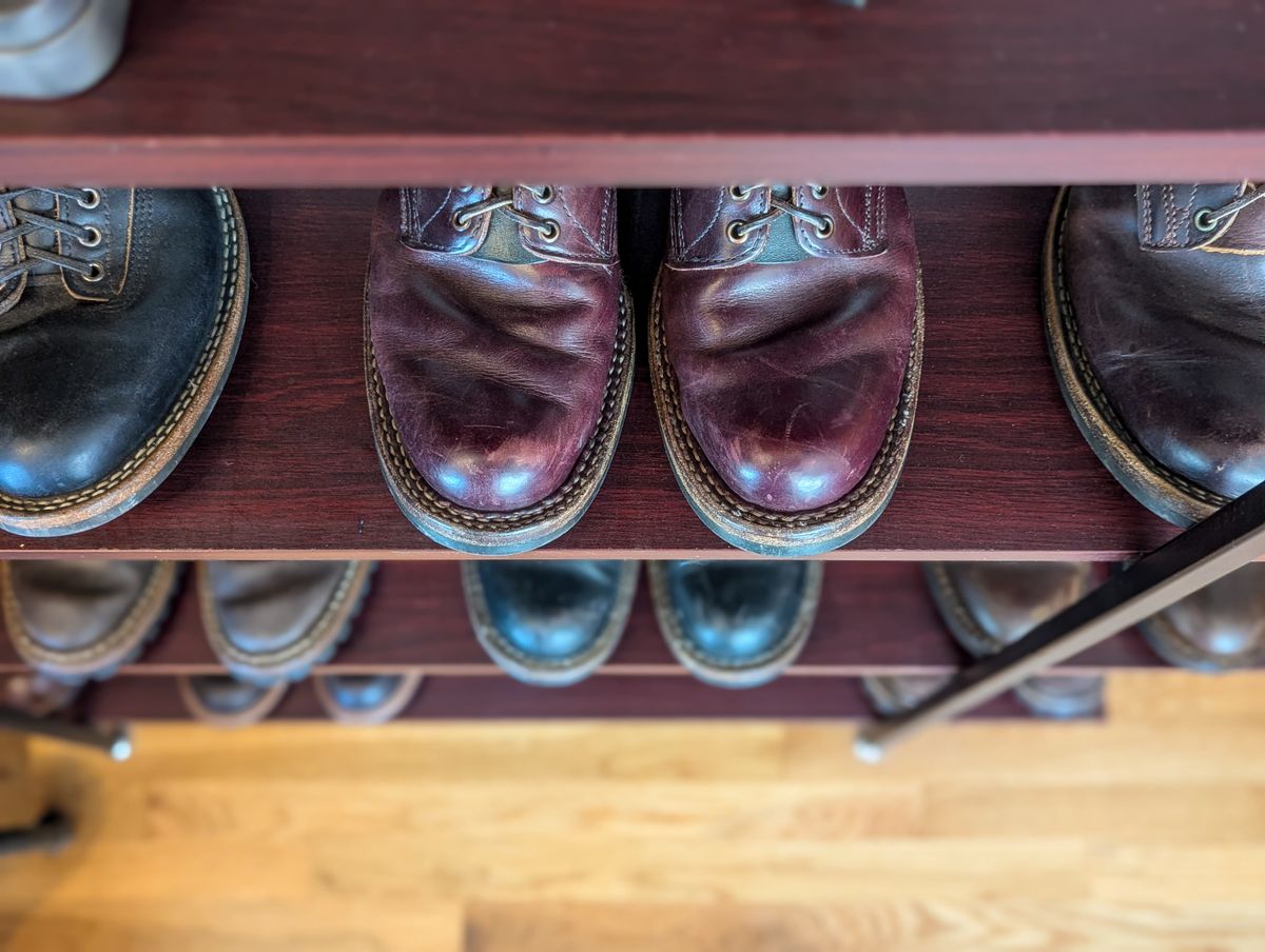 Photo by demo on October 2, 2024 of the White's 350 Cruiser in Horween Burgundy Chromexcel.
