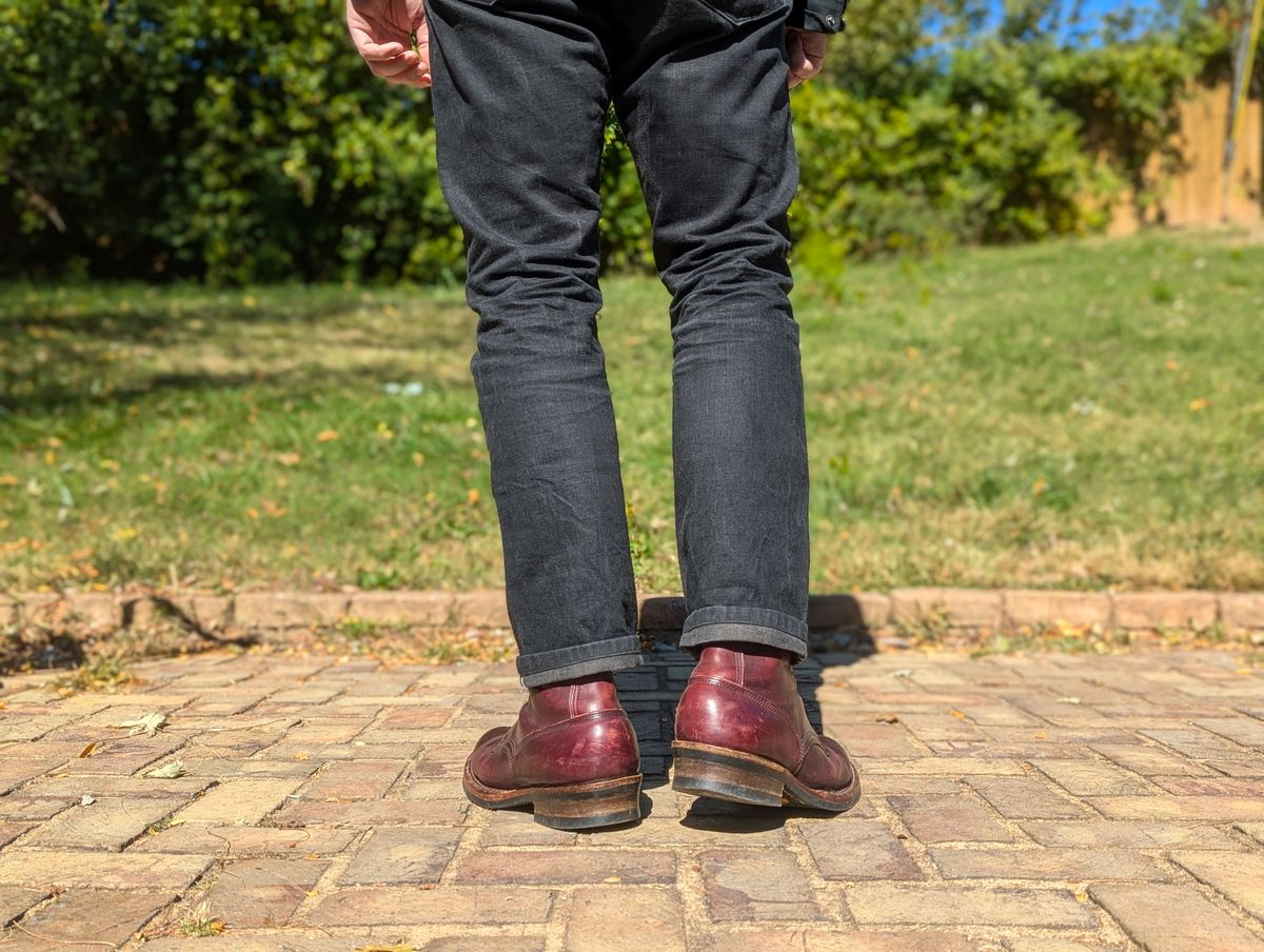 Photo by demo on October 17, 2024 of the White's 350 Cruiser in Horween Burgundy Chromexcel.