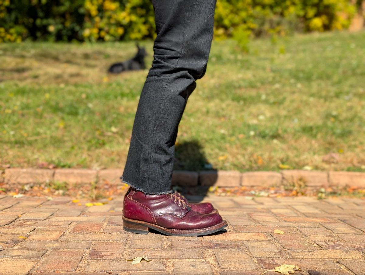 Photo by demo on October 26, 2024 of the White's 350 Cruiser in Horween Burgundy Chromexcel.