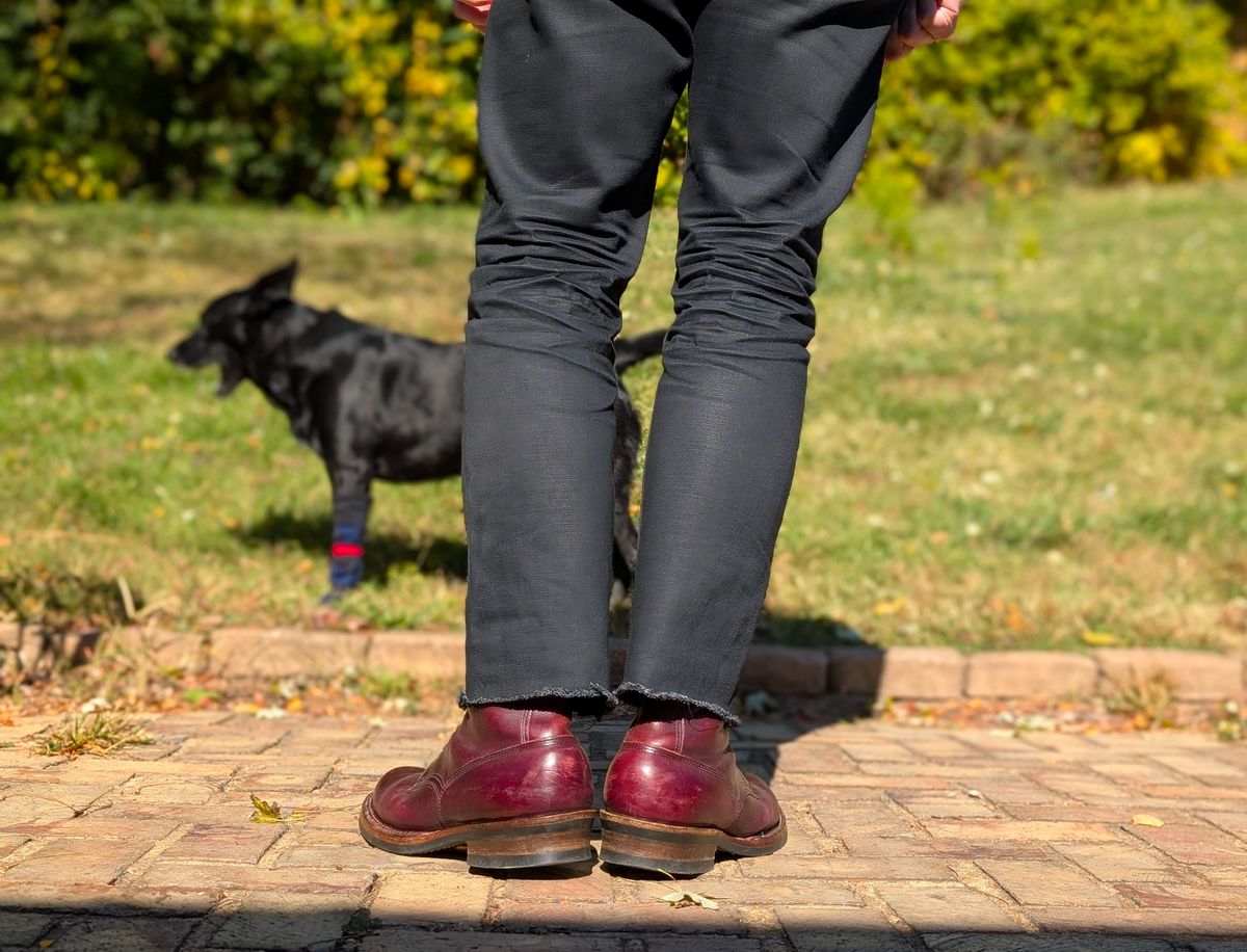 Photo by demo on October 26, 2024 of the White's 350 Cruiser in Horween Burgundy Chromexcel.