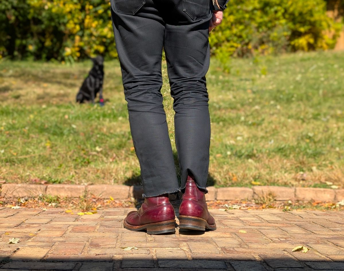Photo by demo on October 26, 2024 of the White's 350 Cruiser in Horween Burgundy Chromexcel.