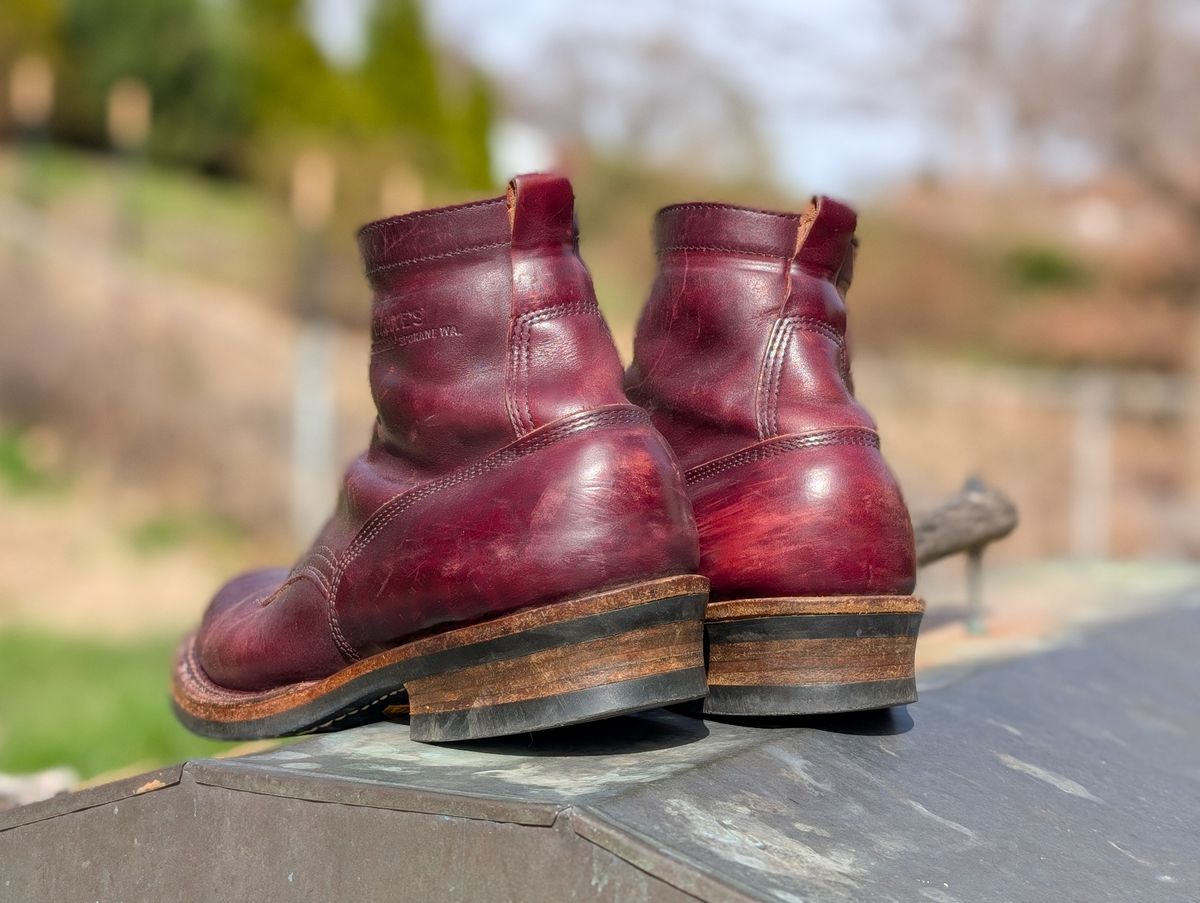 Photo by demo on March 24, 2025 of the White's 350 Cruiser in Horween Burgundy Chromexcel.