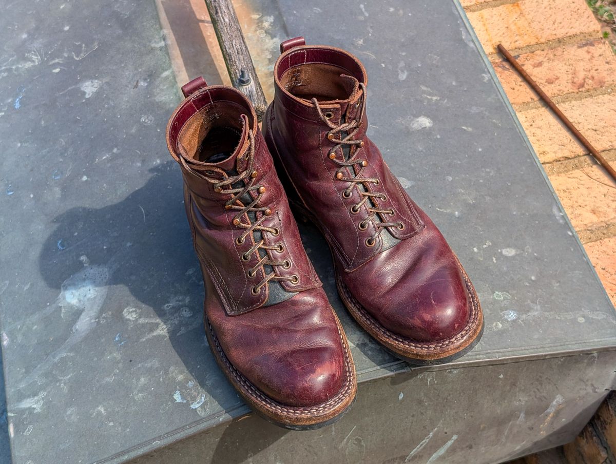 Photo by demo on March 25, 2025 of the White's 350 Cruiser in Horween Burgundy Chromexcel.