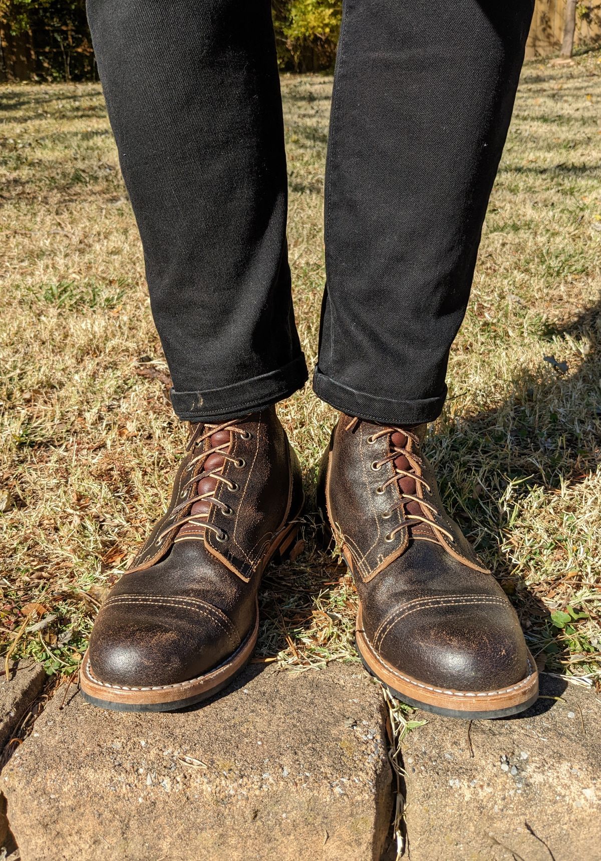 Photo by demo on October 28, 2022 of the Truman Service Boot in Horween Java Waxed Flesh.