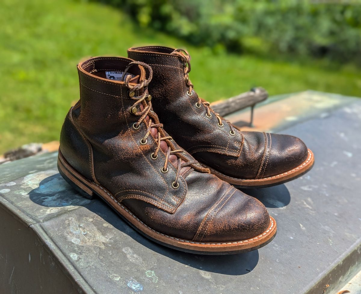 Photo by demo on July 23, 2024 of the Truman Service Boot in Horween Java Waxed Flesh.