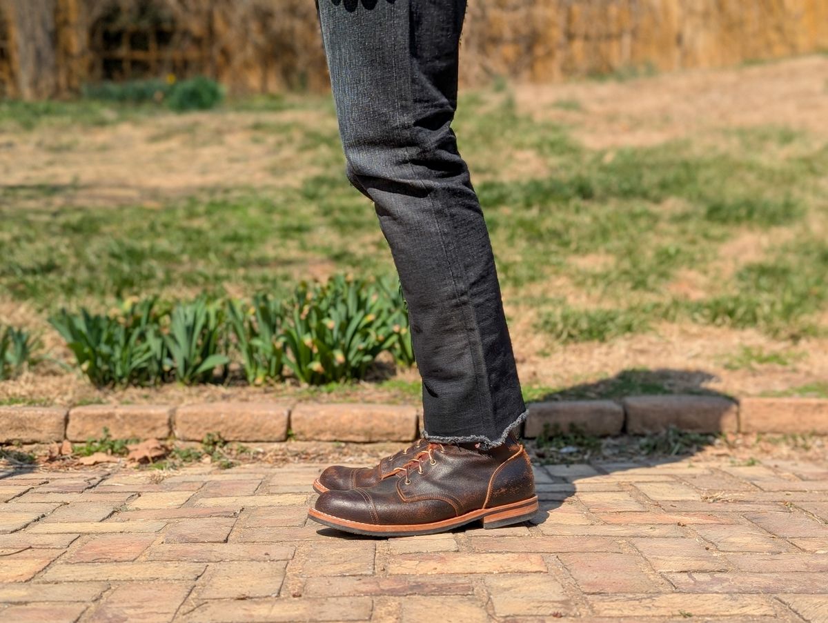 Photo by demo on March 13, 2025 of the Truman Service Boot in Horween Java Waxed Flesh.
