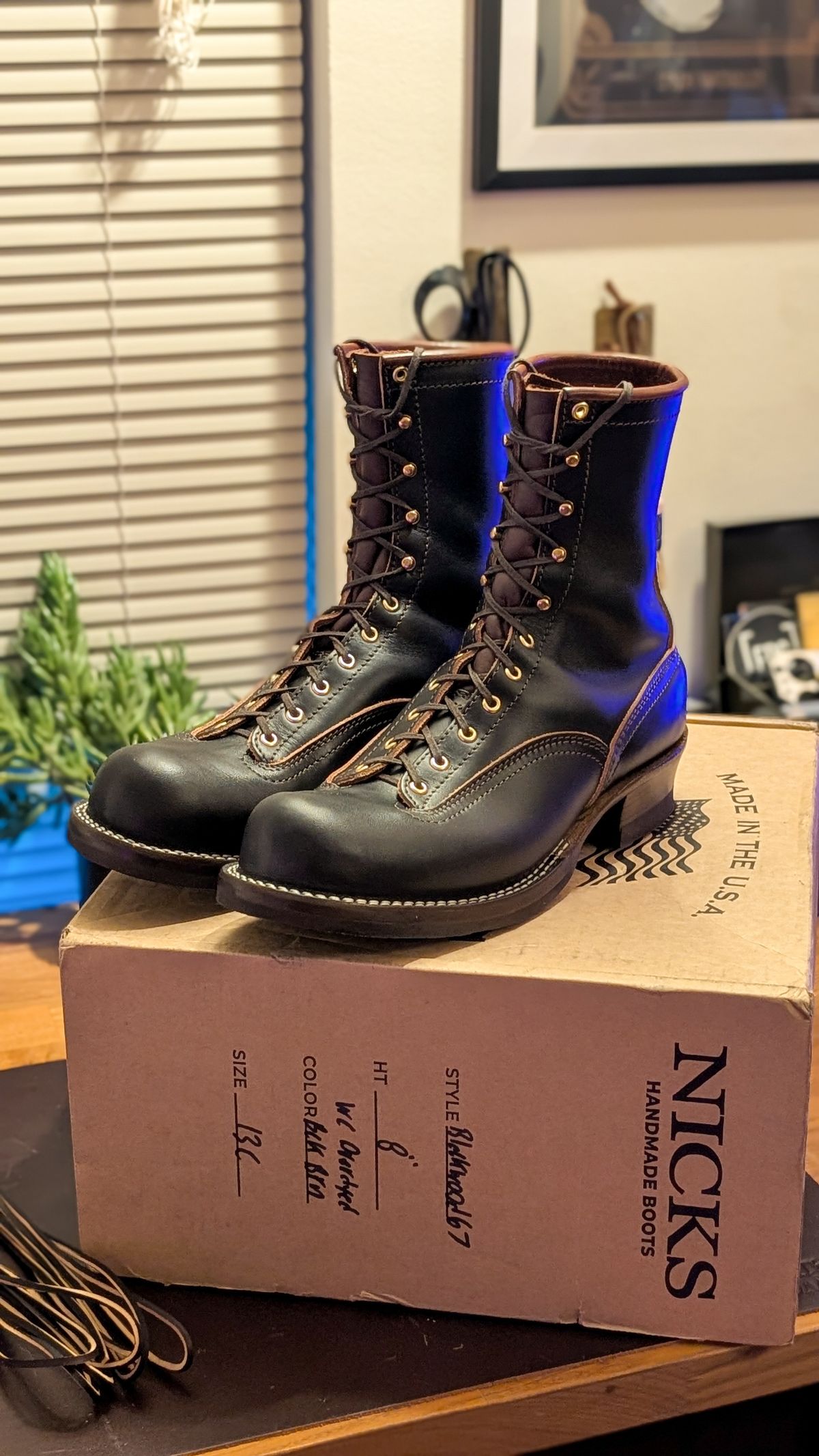 Photo by demo on March 5, 2026 of the Nicks x Carl Murawski The Blackwood in Wickett & Craig Natural Veg Tan Overdyed Black.