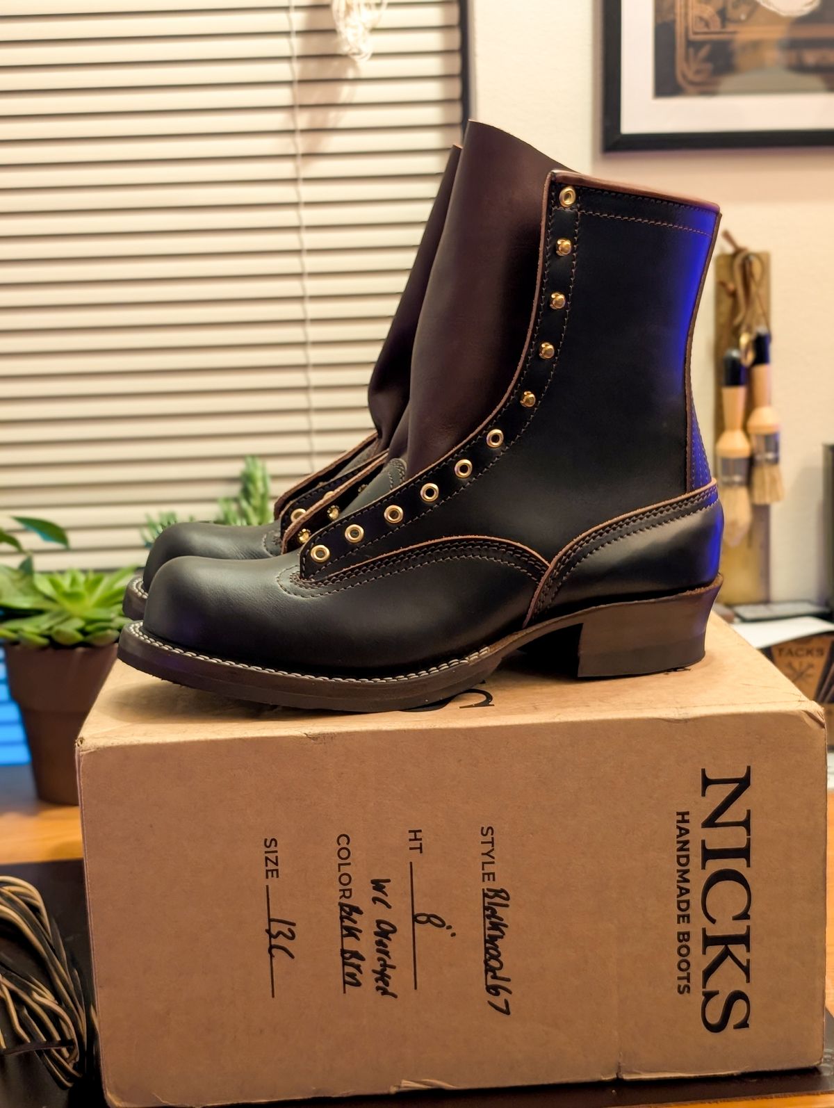 Photo by demo on March 5, 2026 of the Nicks x Carl Murawski The Blackwood in Wickett & Craig Natural Veg Tan Overdyed Black.