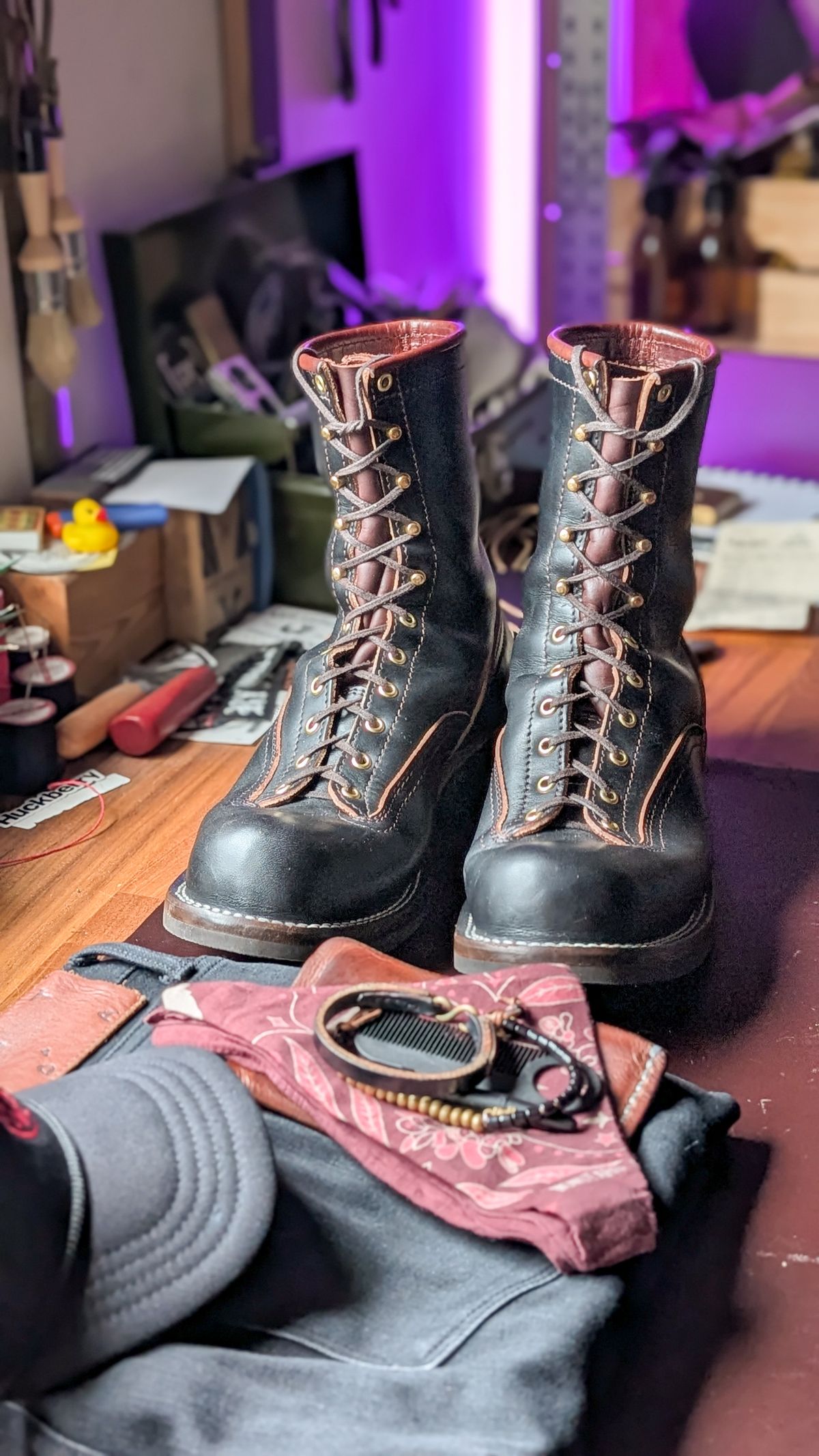 Photo by demo on March 7, 2026 of the Nicks x Carl Murawski The Blackwood in Wickett & Craig Natural Veg Tan Overdyed Black.