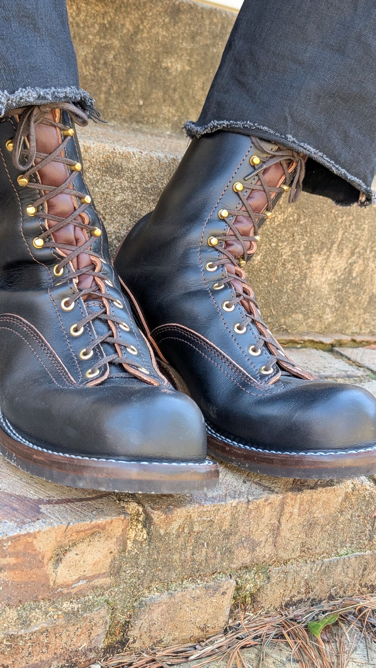 Photo by demo on March 9, 2026 of the Nicks x Carl Murawski The Blackwood in Wickett & Craig Natural Veg Tan Overdyed Black.