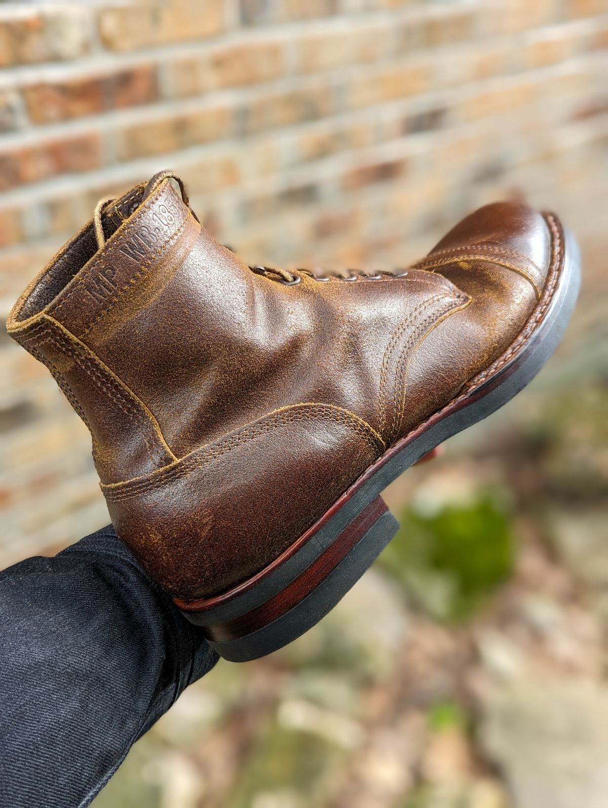 Photo by demo on May 17, 2024 of the White's MP-Sherman Toe Cap in Horween Cinnamon Waxed Flesh.