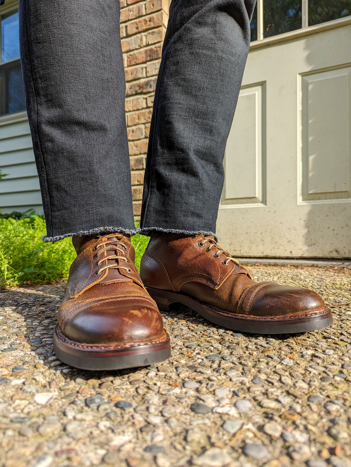 Photo by demo on May 17, 2024 of the White's MP-Sherman Toe Cap in Horween Cinnamon Waxed Flesh.