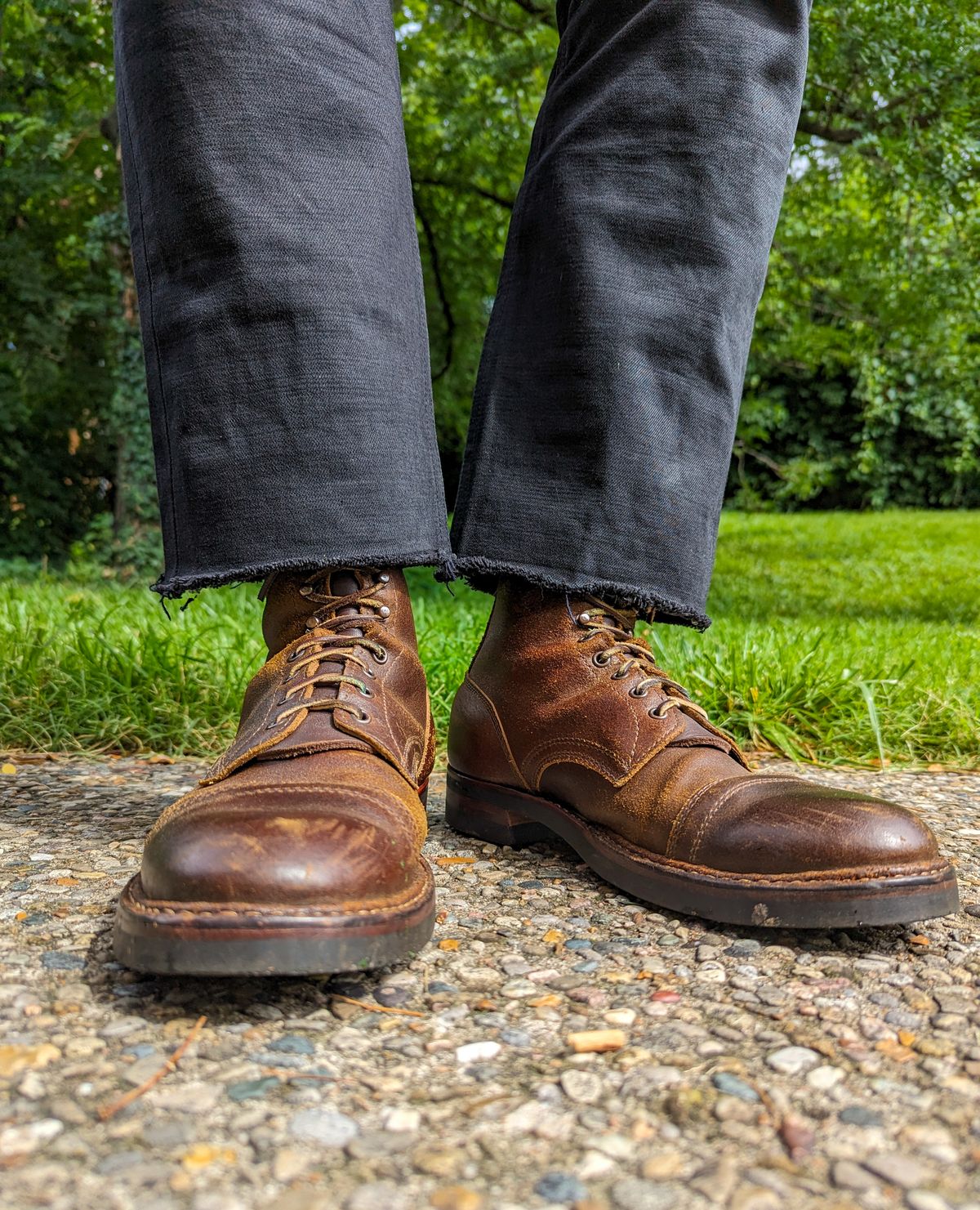 Photo by demo on June 8, 2024 of the White's MP-Sherman Toe Cap in Horween Cinnamon Waxed Flesh.