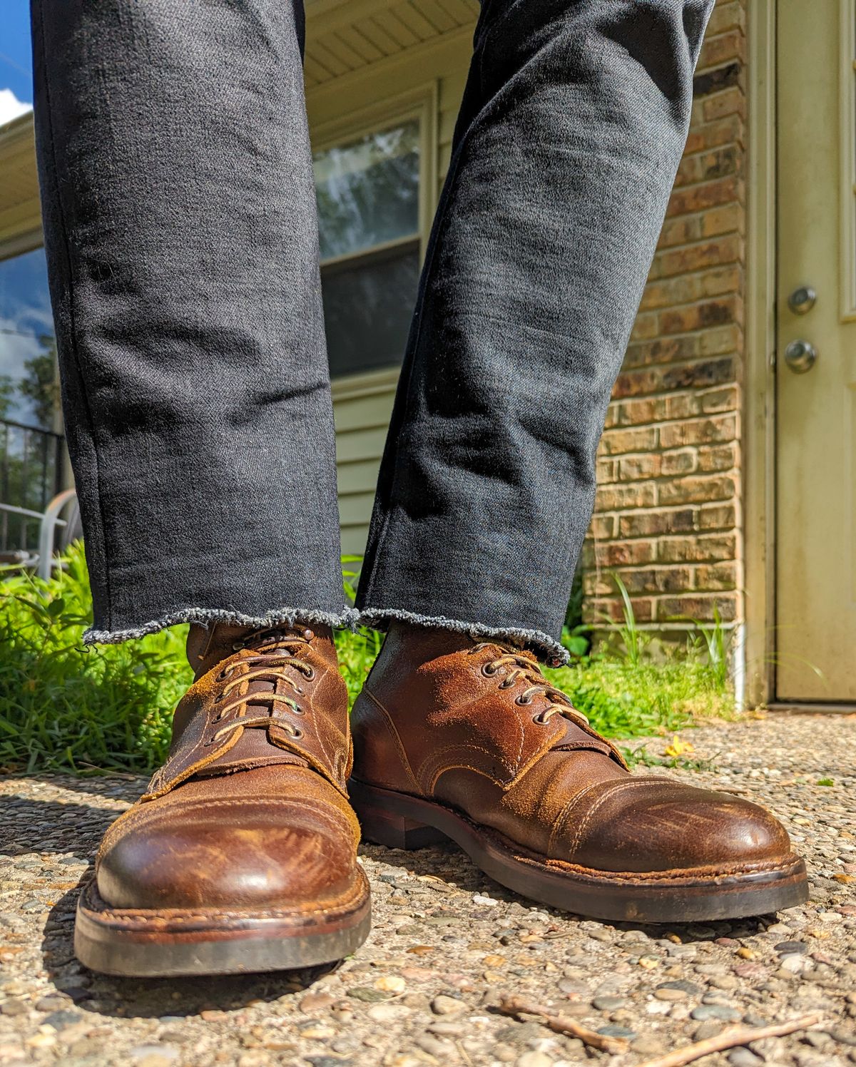 Photo by demo on June 12, 2024 of the White's MP-Sherman Toe Cap in Horween Cinnamon Waxed Flesh.